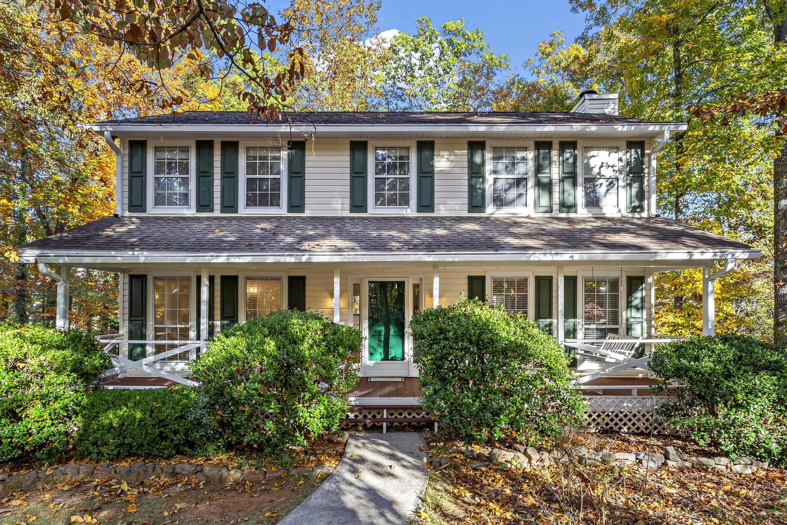 Cozy Traditional Home In Quiet Marietta Community