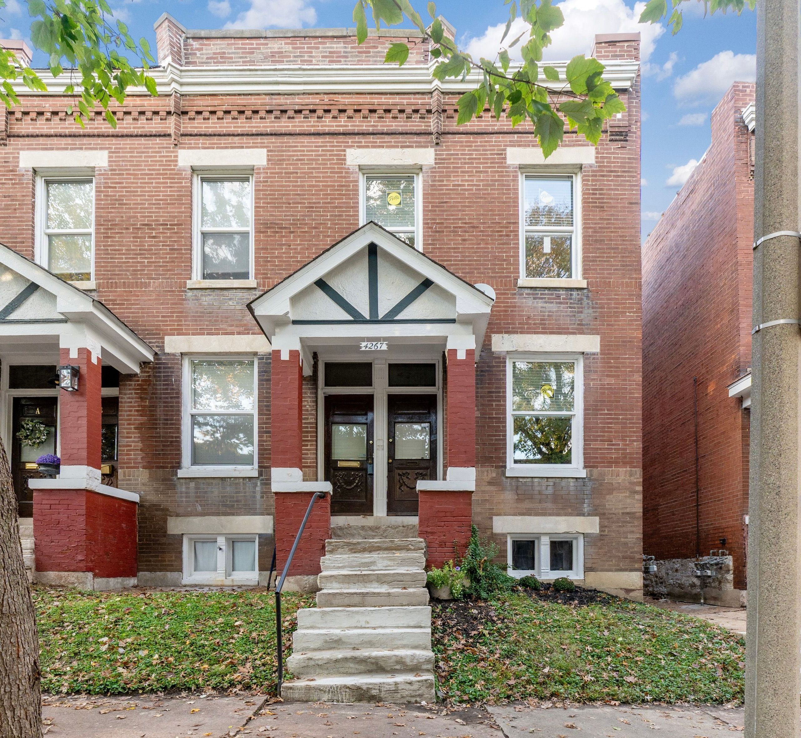 This well-maintained, charming duplex is a must-see