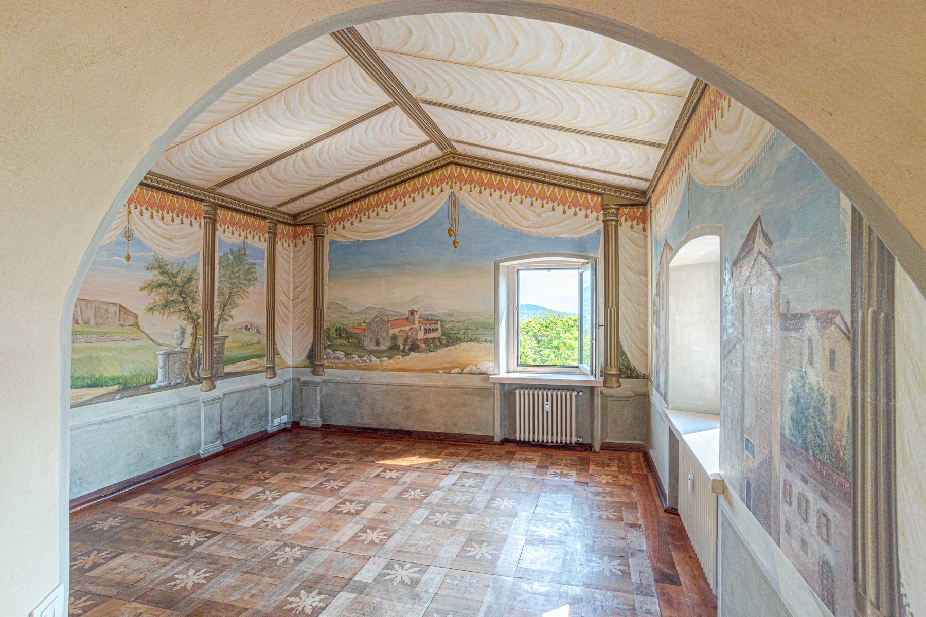 Bergamo Alta's historic splendor: a symphony of tradition and modernity