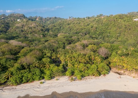 Beachfront Bliss: Prime Investment Opportunity in Mal Pais