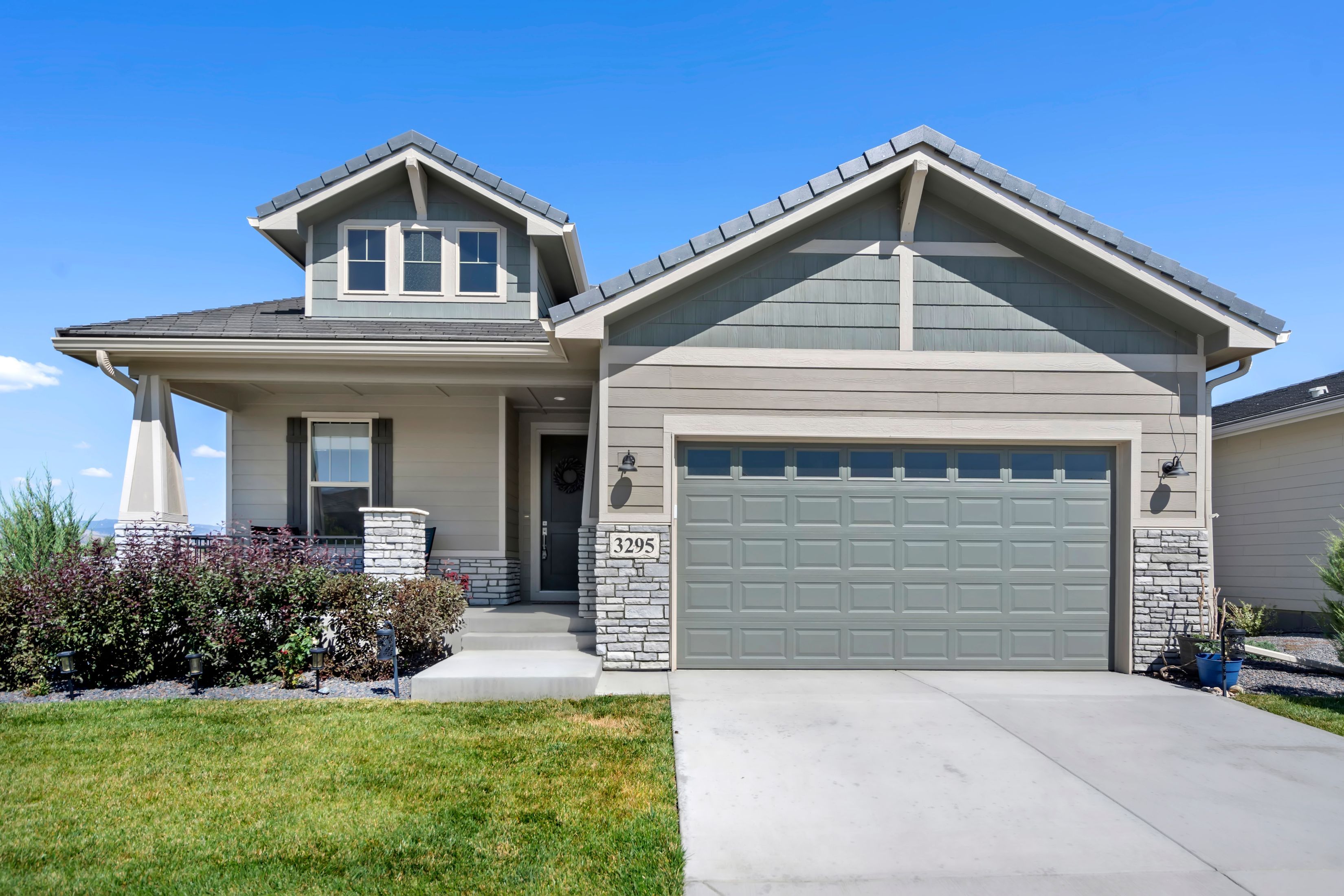 2 Story Villa-Style Home in Heron Lakes at TPC Colorado Golf Course Community