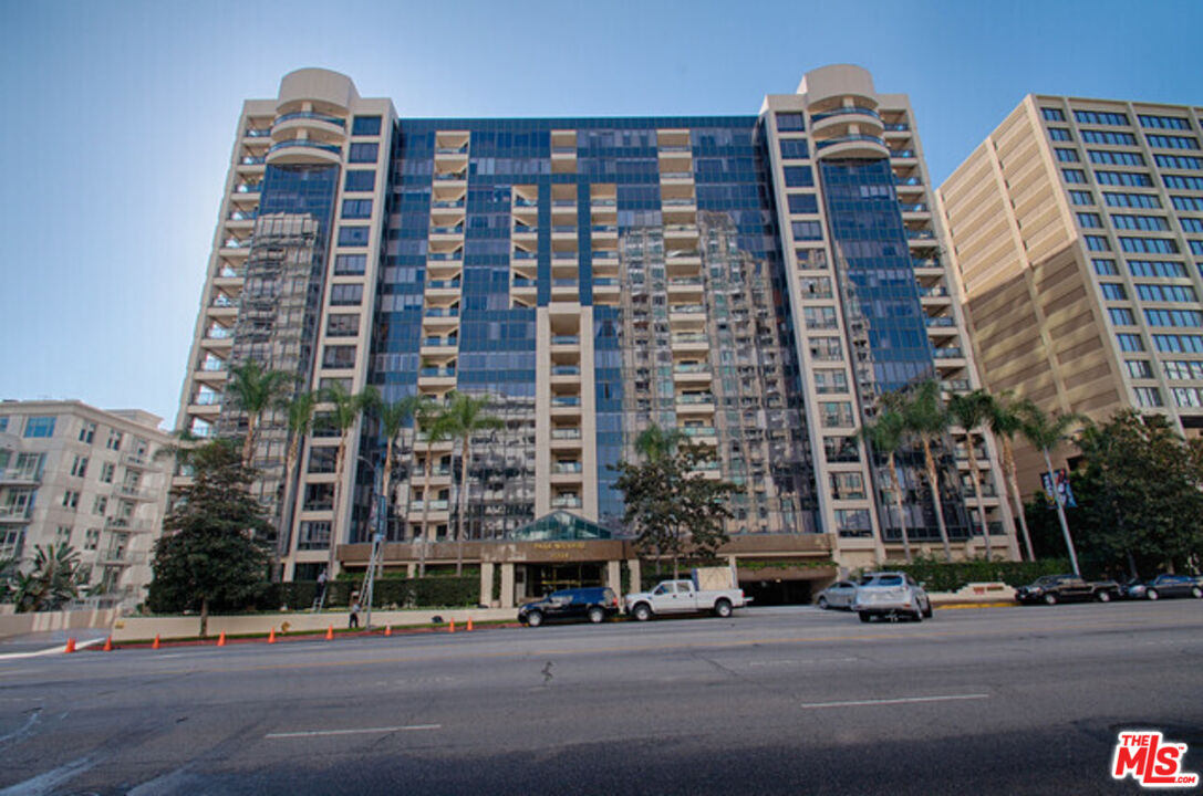 Wilshire Blvd, Los Angeles, CA 90024