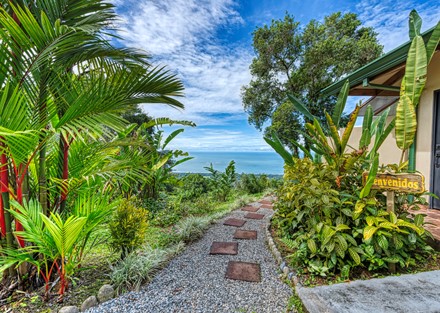 B and B Opportunity with incredible views in Bejuco, Uvita