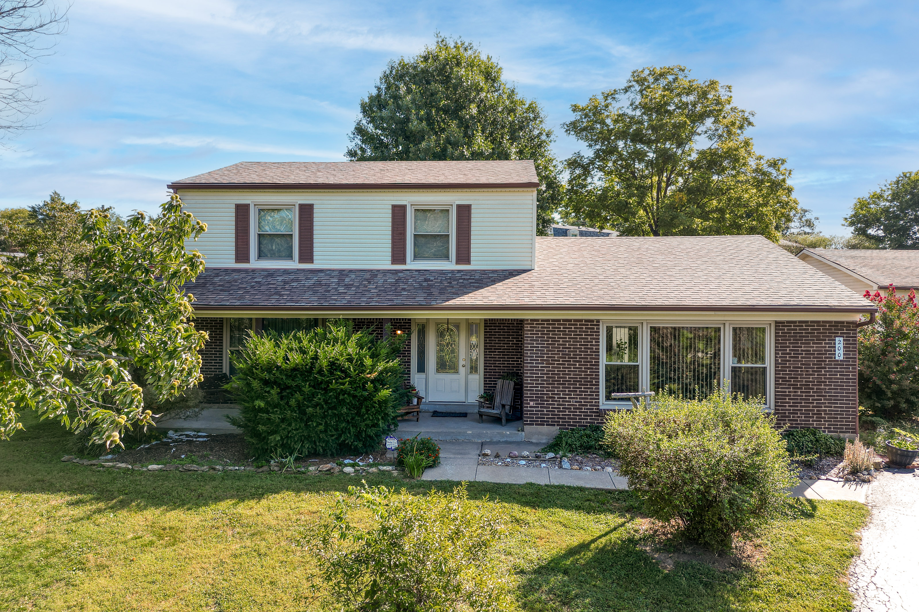 200 Castlerock Drive, Shepherdsville, KY 40165