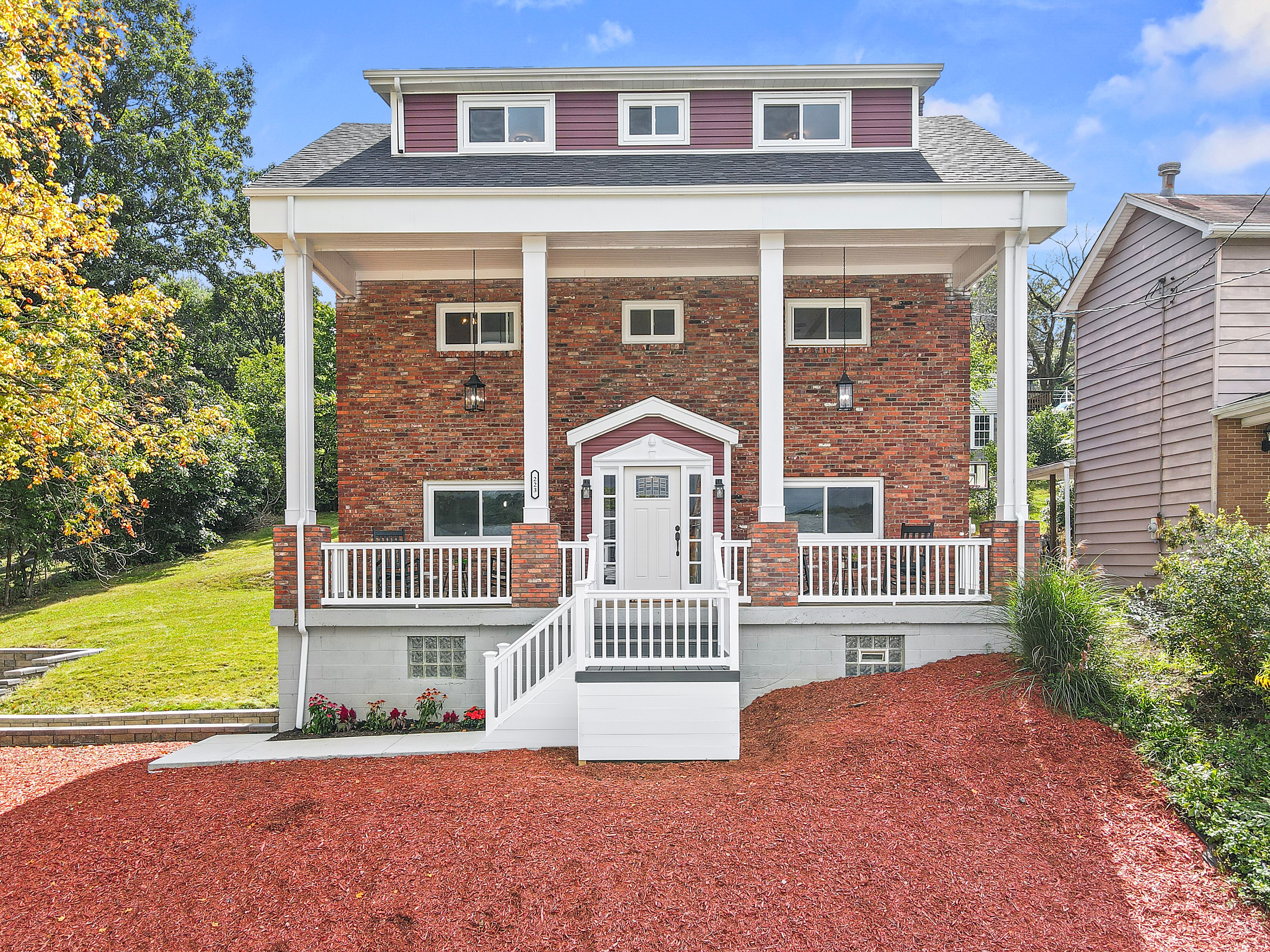 223 Spring Street, Oakdale, PA 15071