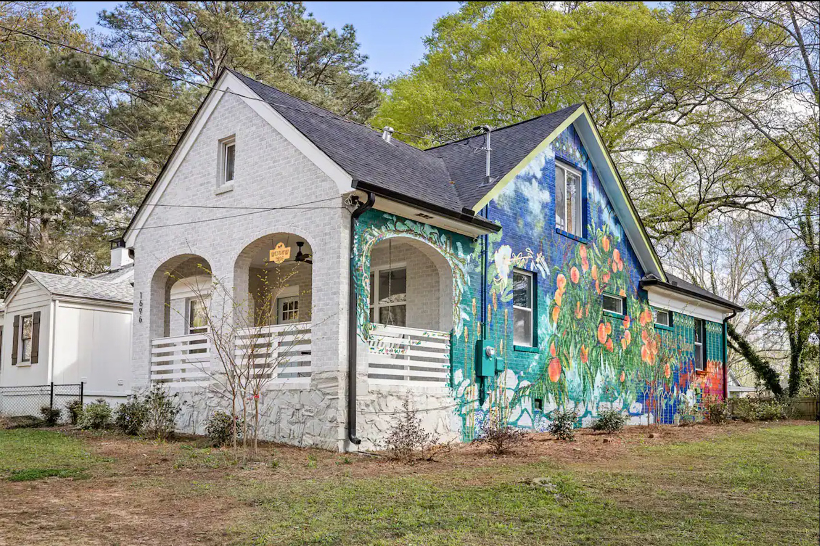 Restored Bungalow In Historic Atlanta Neighborhood