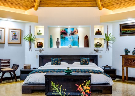 Dominical Luxury Villas with Unrivaled Pacific Ocean and White Water Views