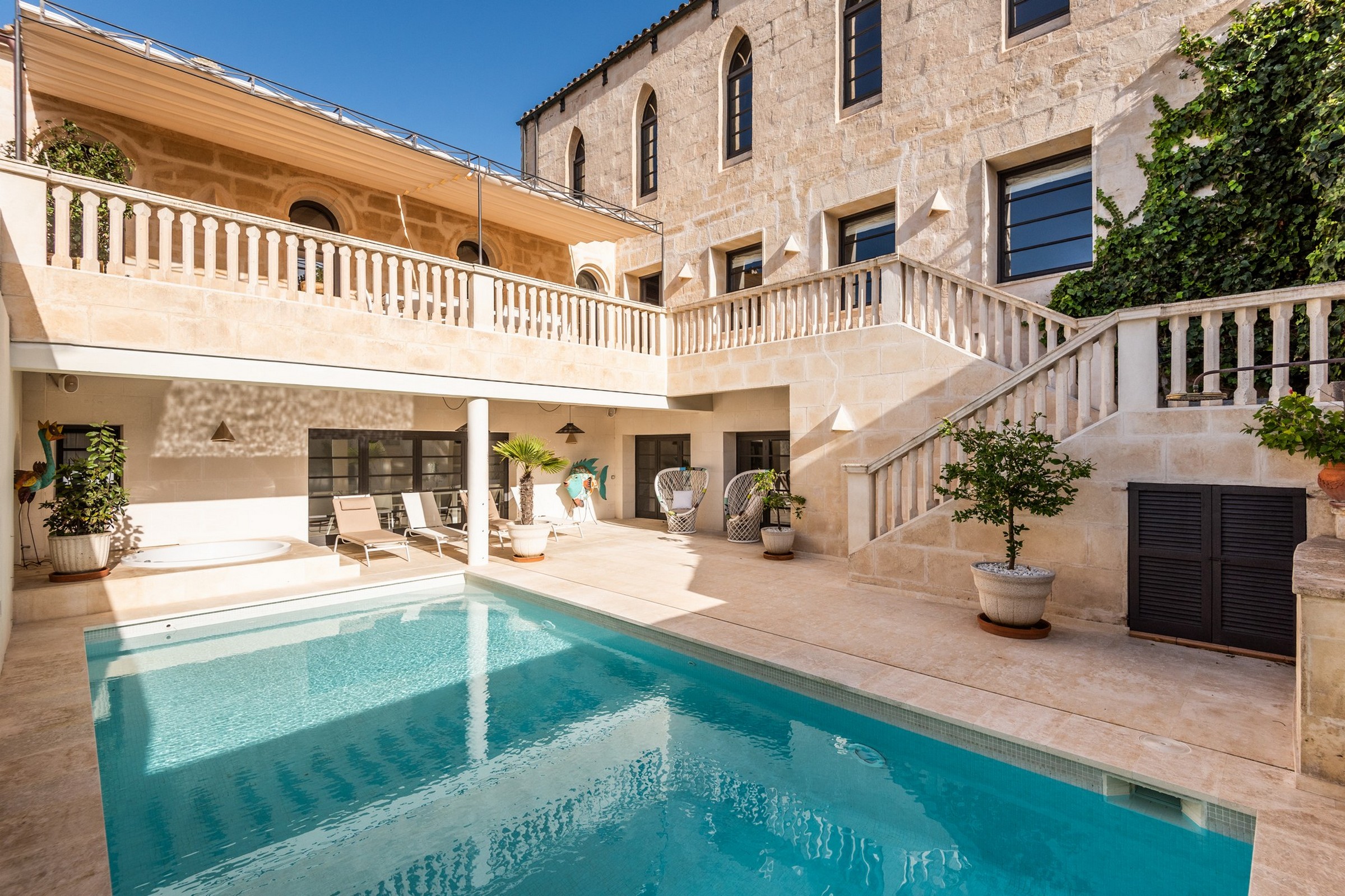 Idyllic property in the heart of Mahon with a tourist license