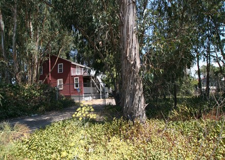 red house entry