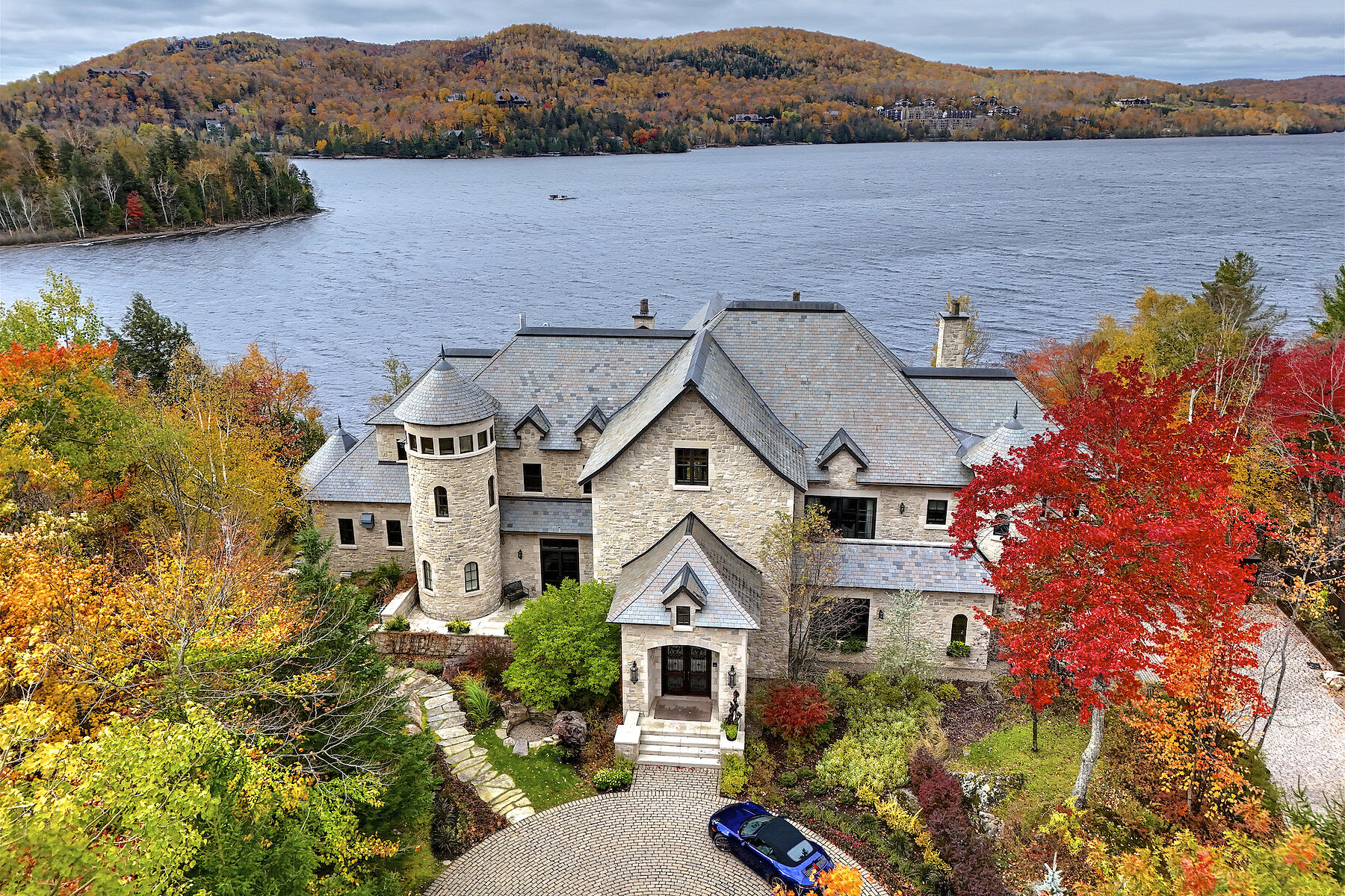 Breathtaking Waterfront Estate