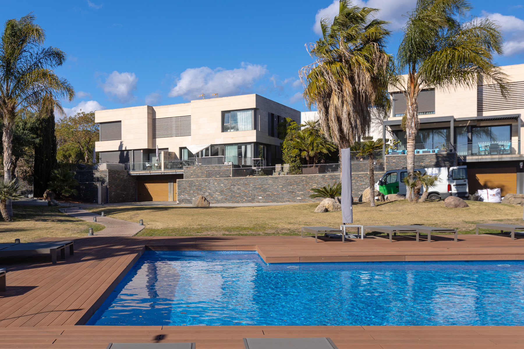 Modern house with communal pool in Can Quirze - Costa BCN