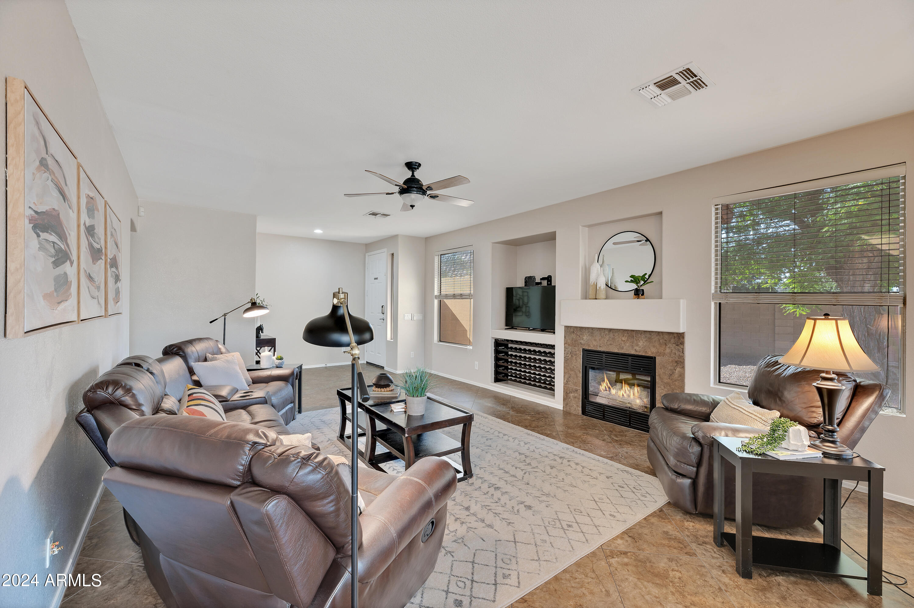 9453 W Potter Dr, Peoria, AZ 85382