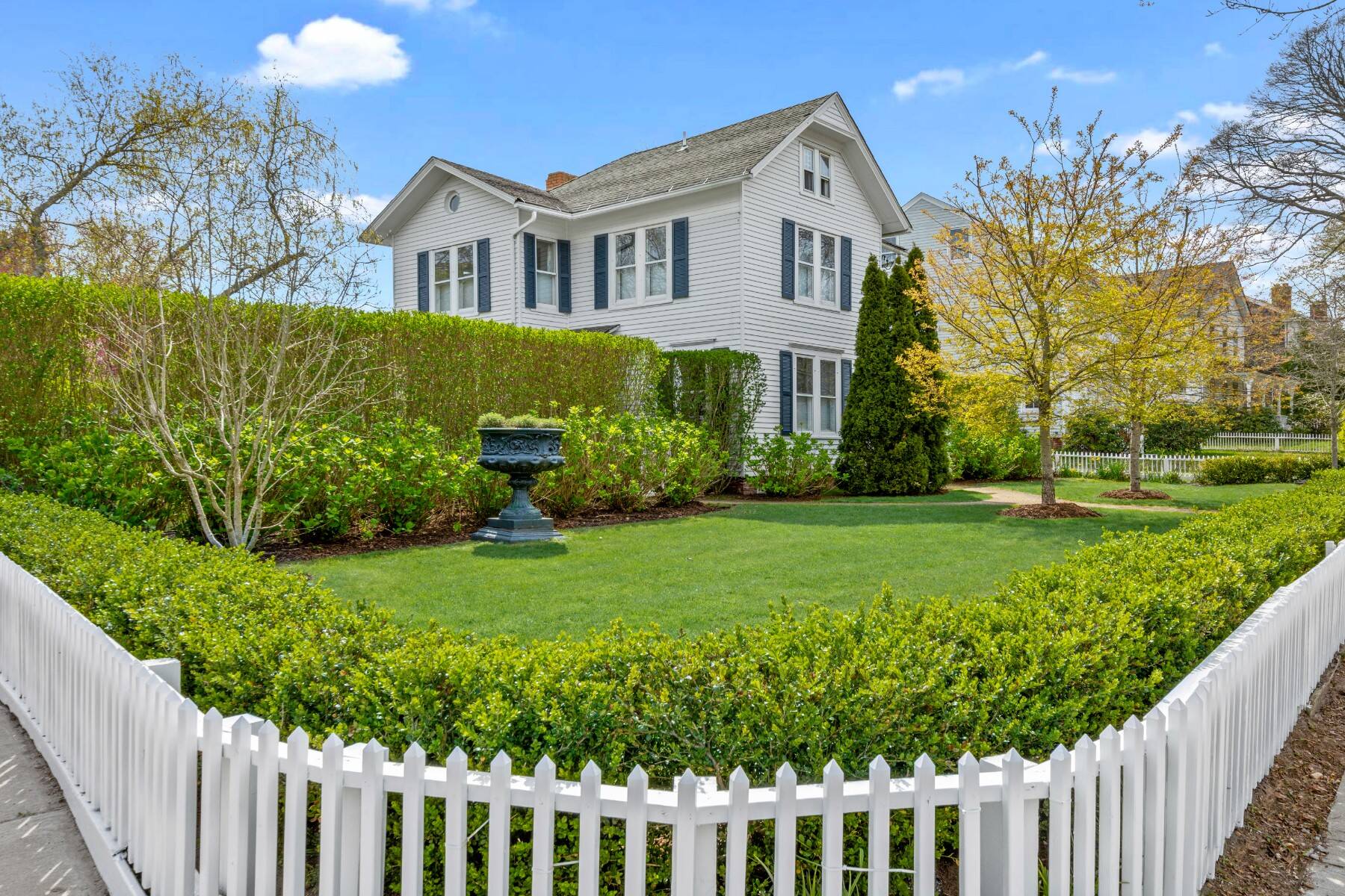 Renovated Sag Harbor Village Gem