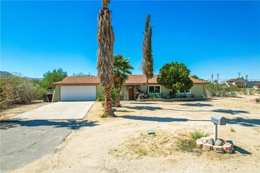 Palo Verde Ave, Twentynine Palms, CA 92277
