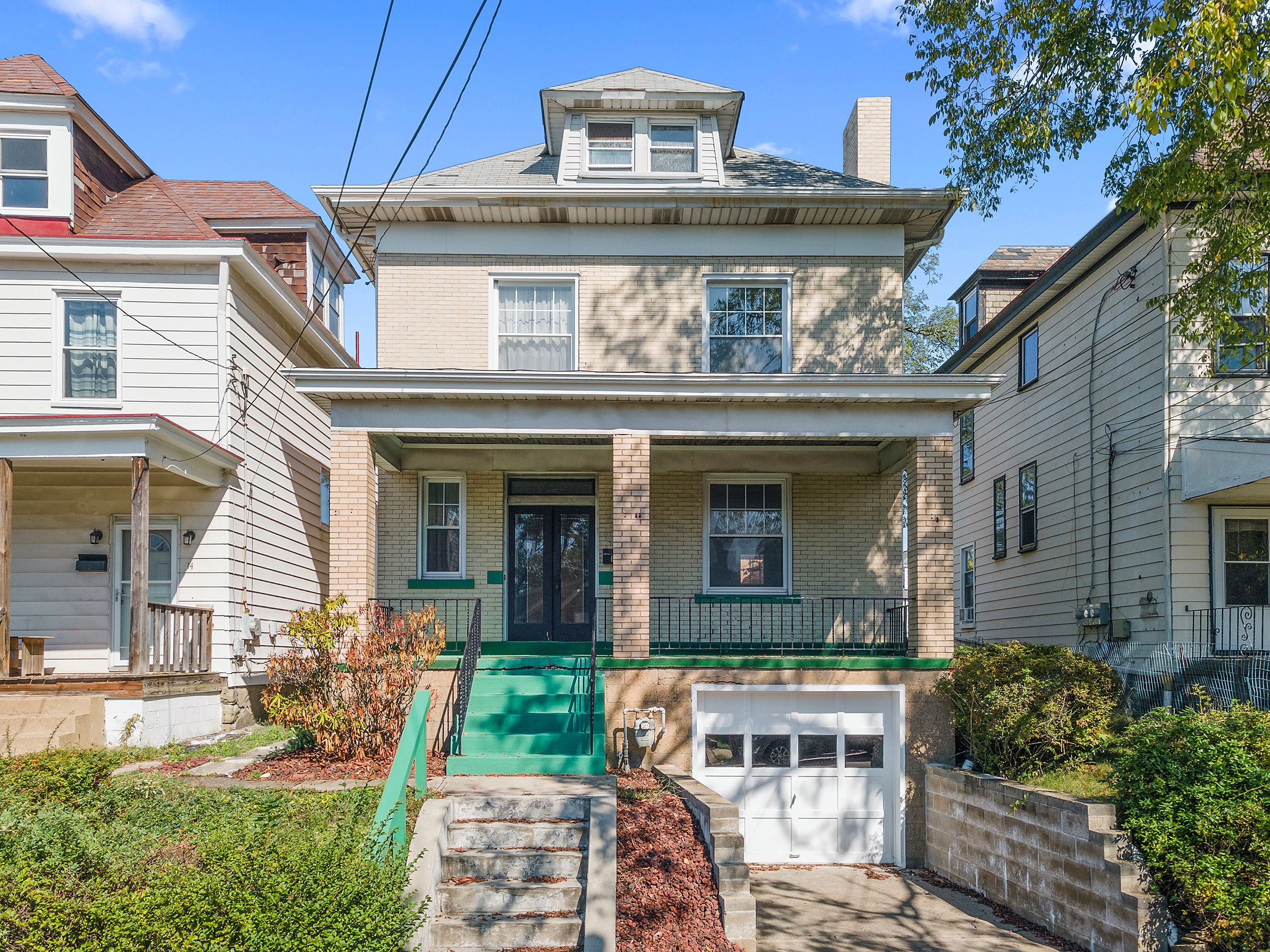 12 Lawson Avenue, Pittsburgh, PA 15205