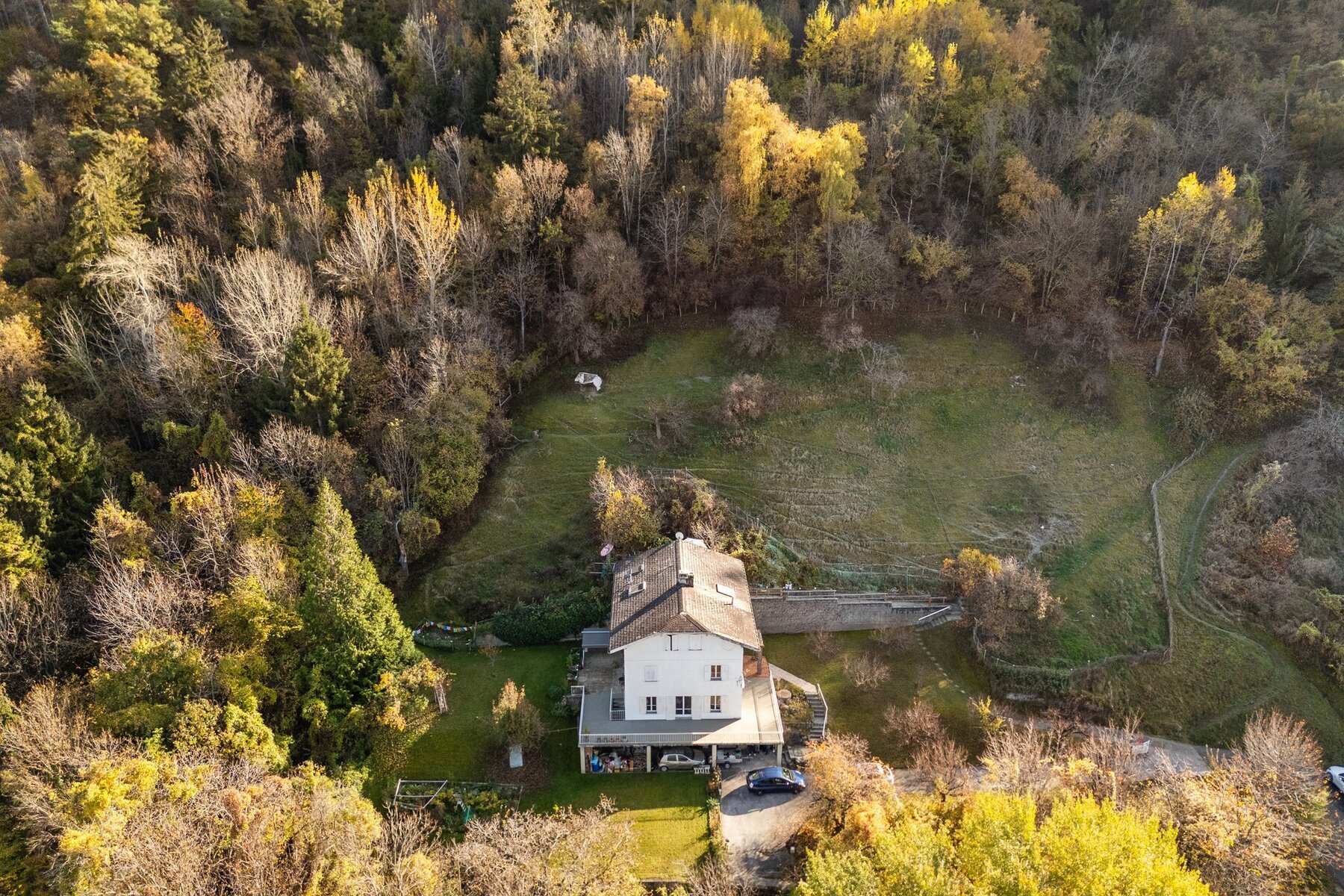 Elegant villa in the heart of nature, a stone's throw from Sion