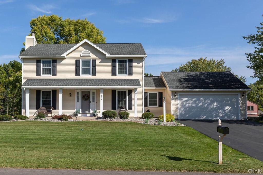 Dog Leg Dr, Baldwinsville, NY 13027