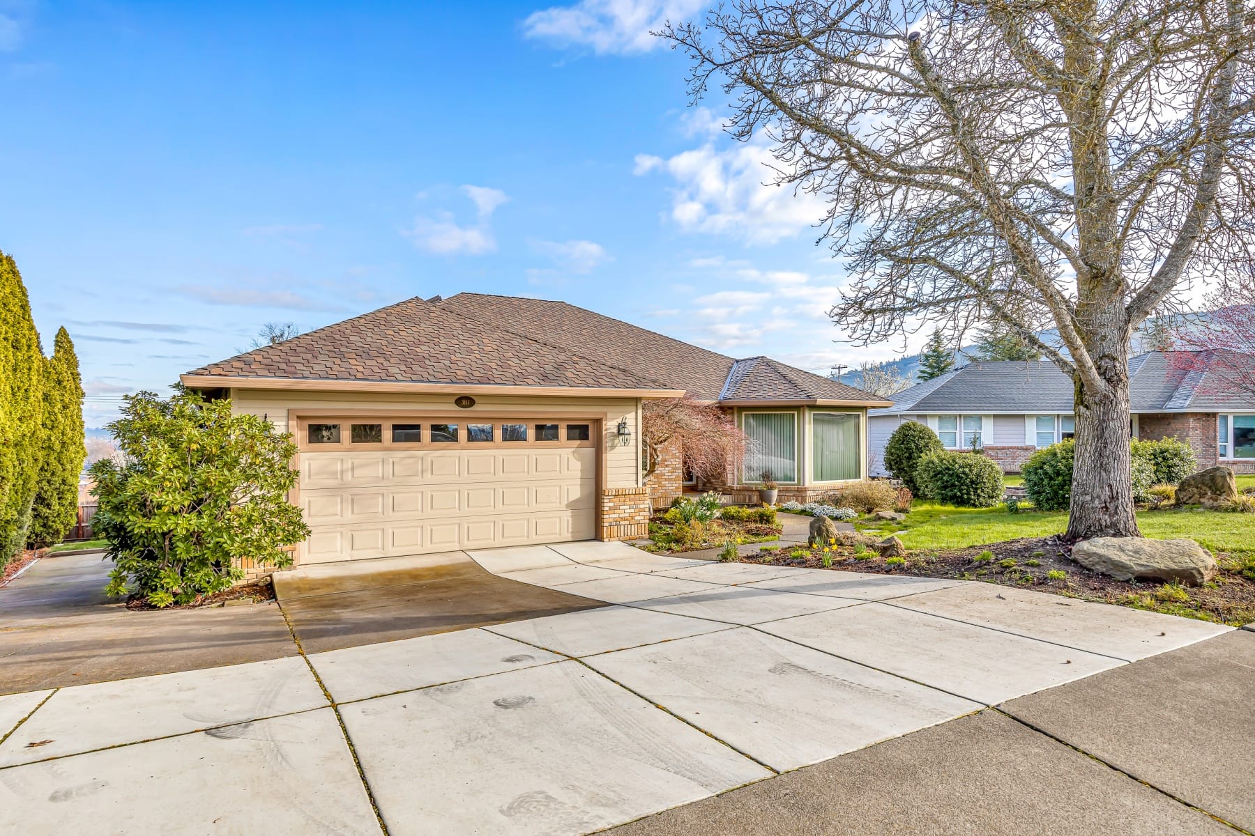 3111 Westminster Drive Medford, OR 97504