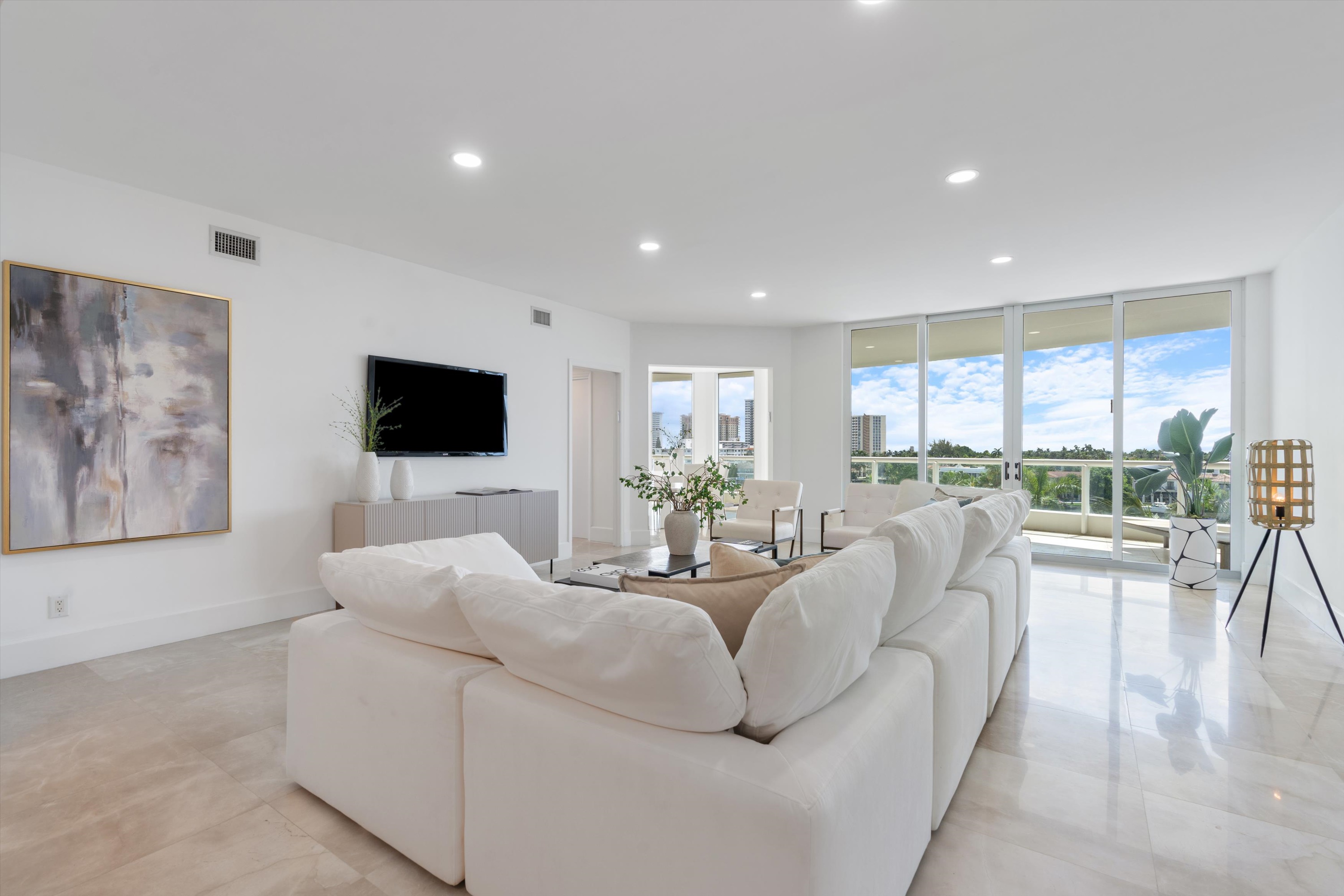 21200 Point Pl, #605, Aventura, FL