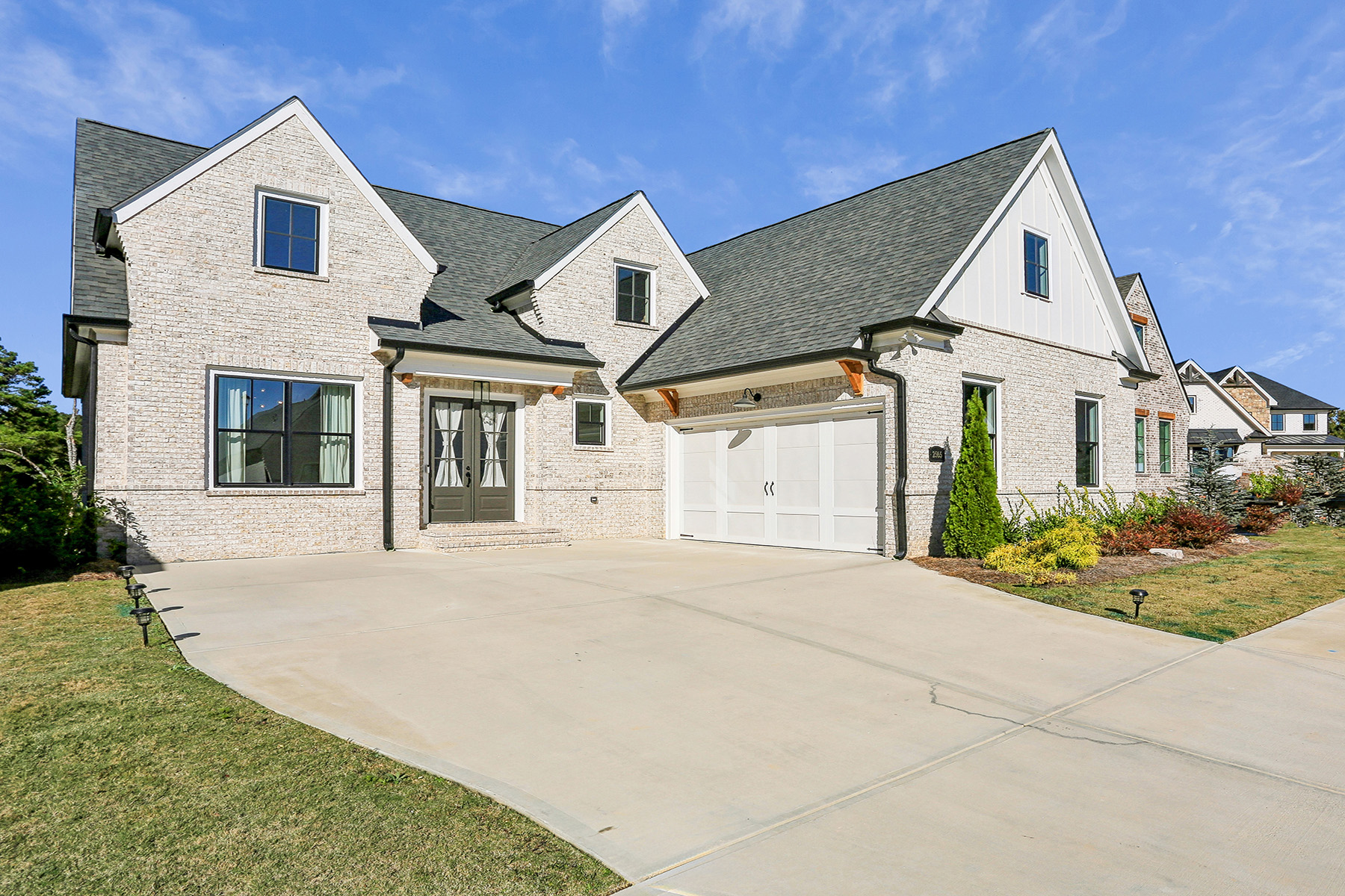 Like-new Traditional Home in Amenity-rich Brookstone Village at Chateau Elan