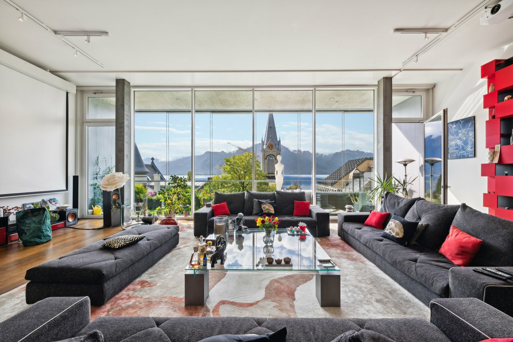 Exceptional loft in the heart of Montreux