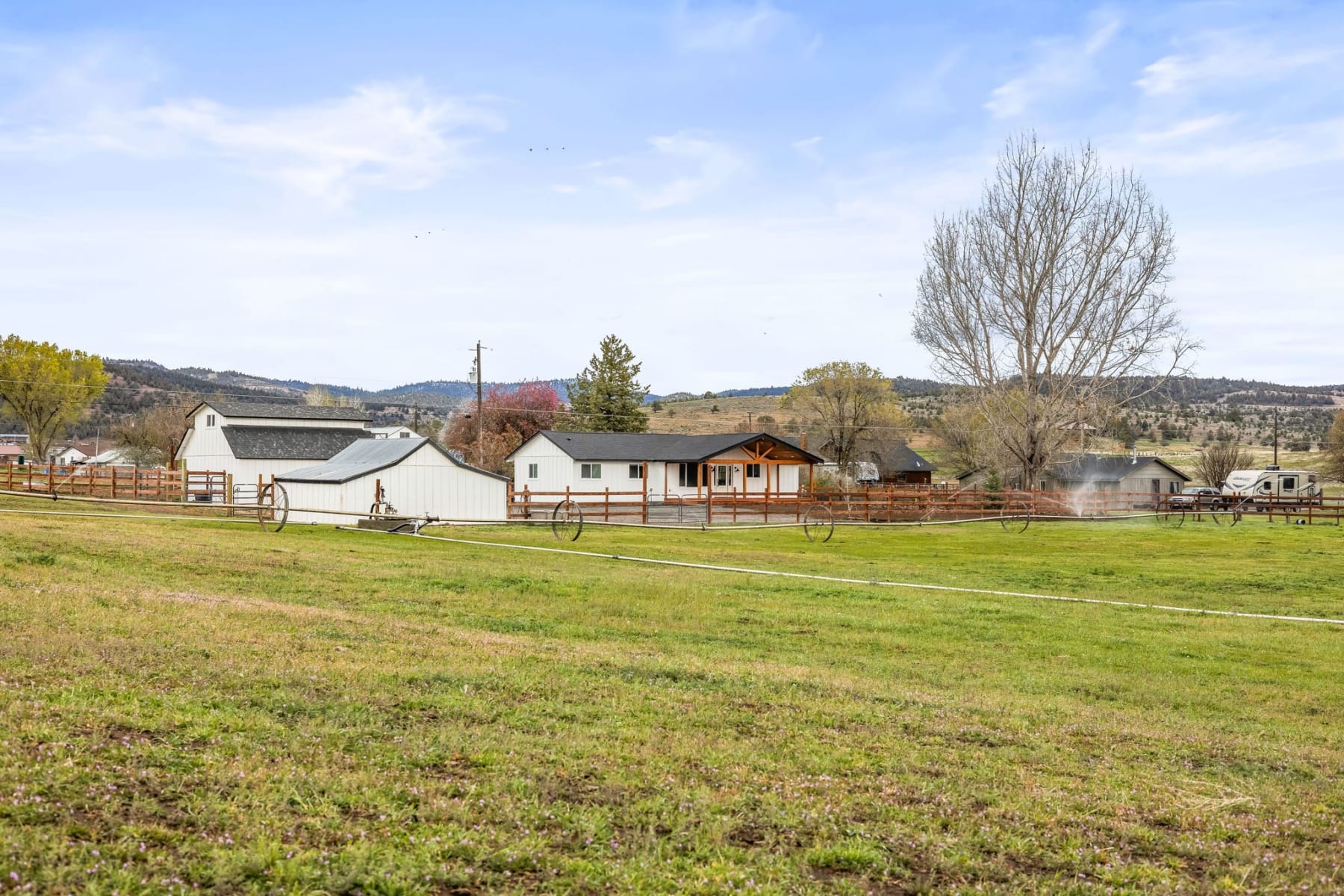 6248 NE BIRDSONG LN Prineville, OR 97754