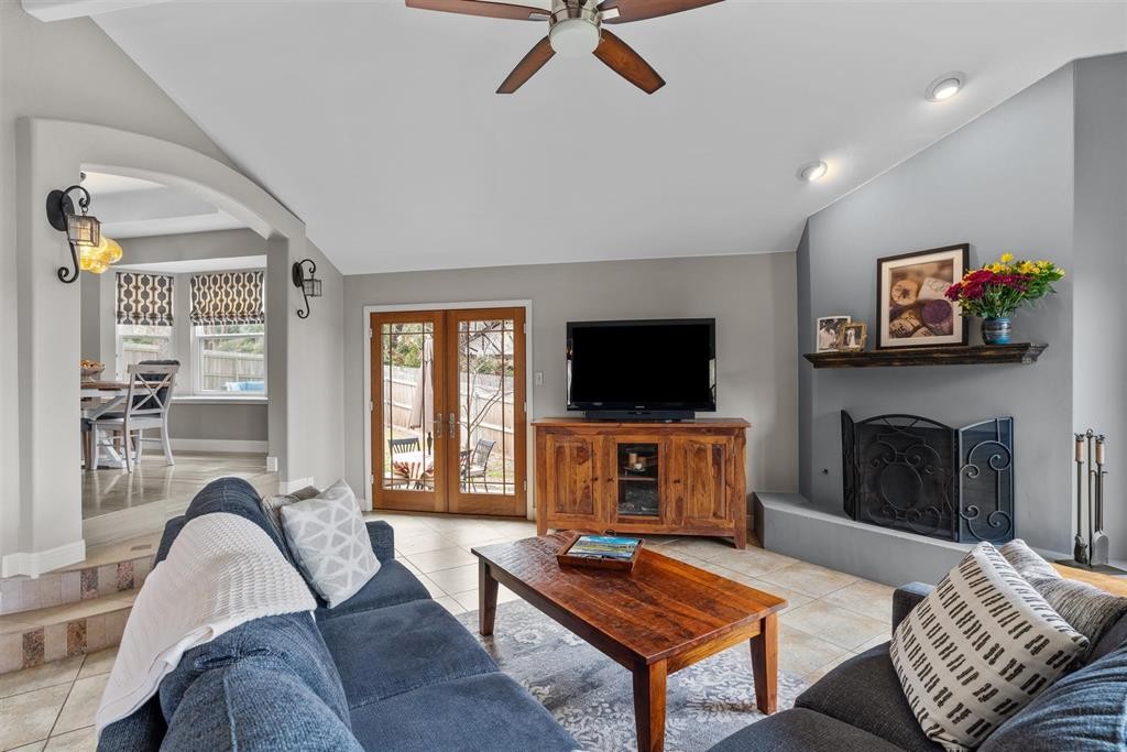 5211 Glen, Austin, TX 78759