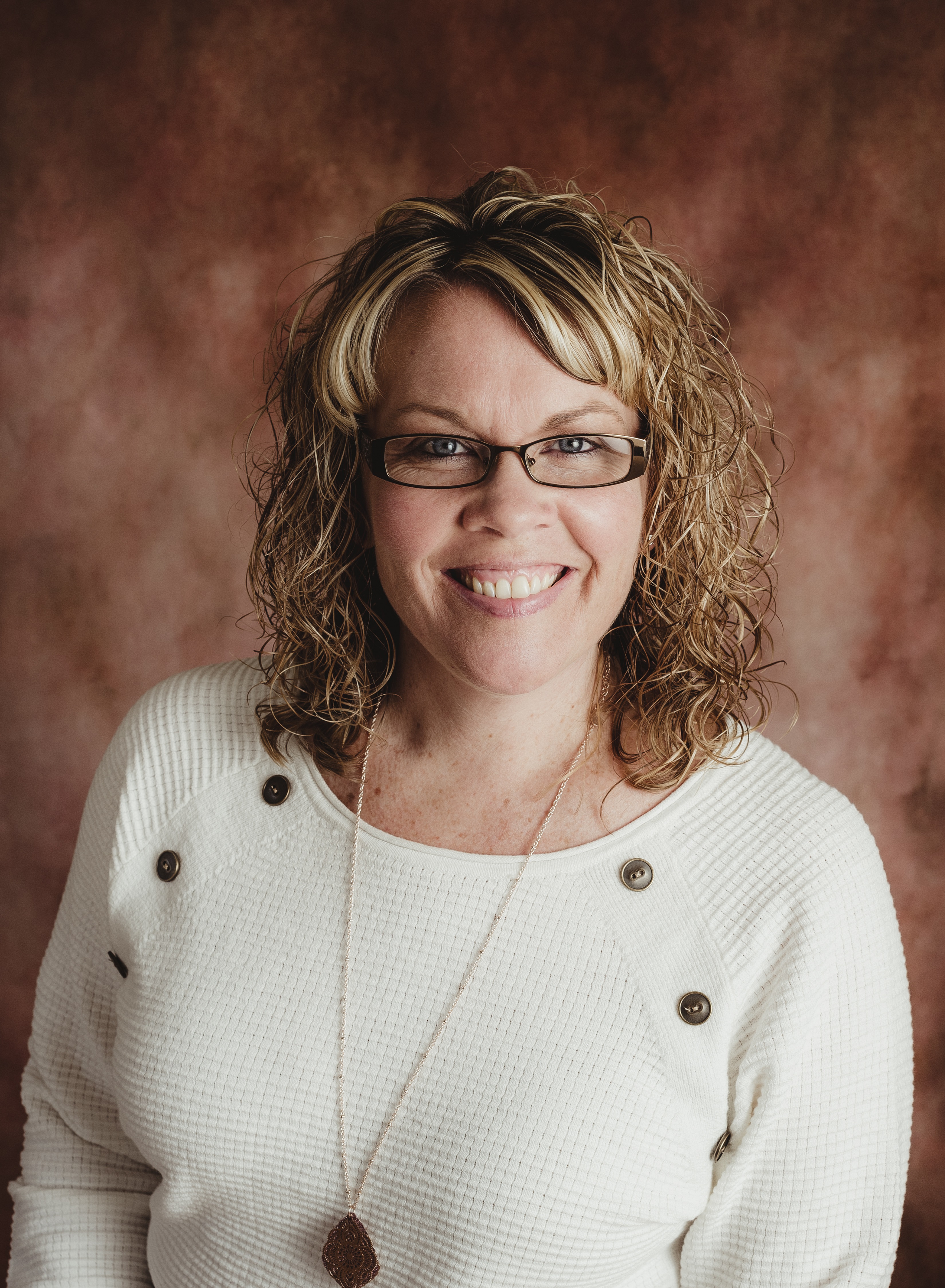 Stephanie Miles, USA Real Estate Agent CENTURY 21 Global