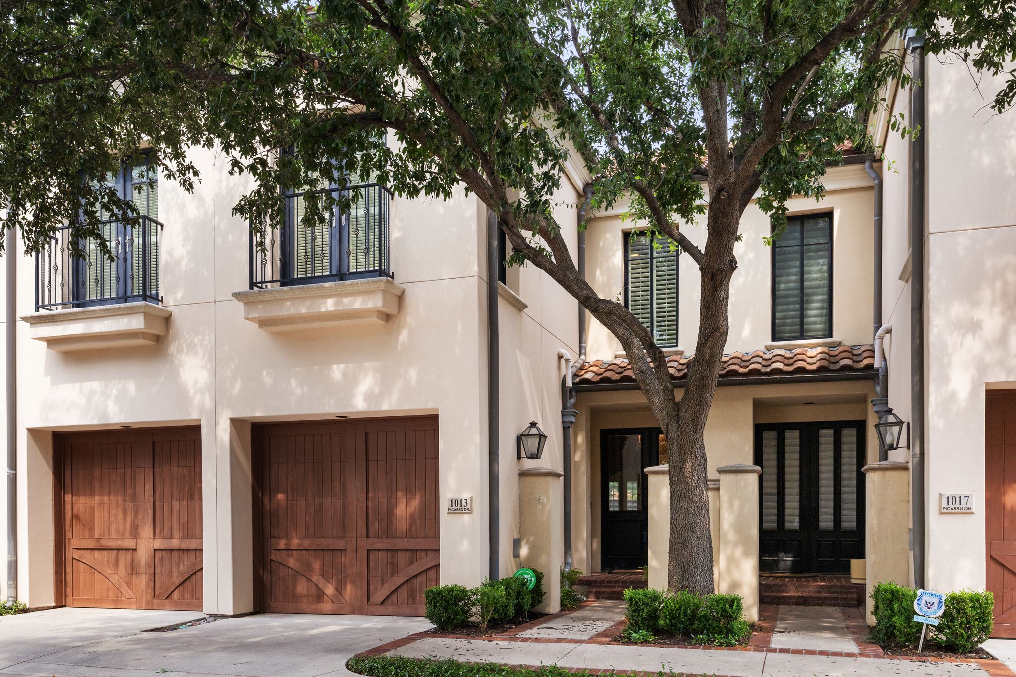 Exquisite Urban Townhouse in the Heart of Fort Worth