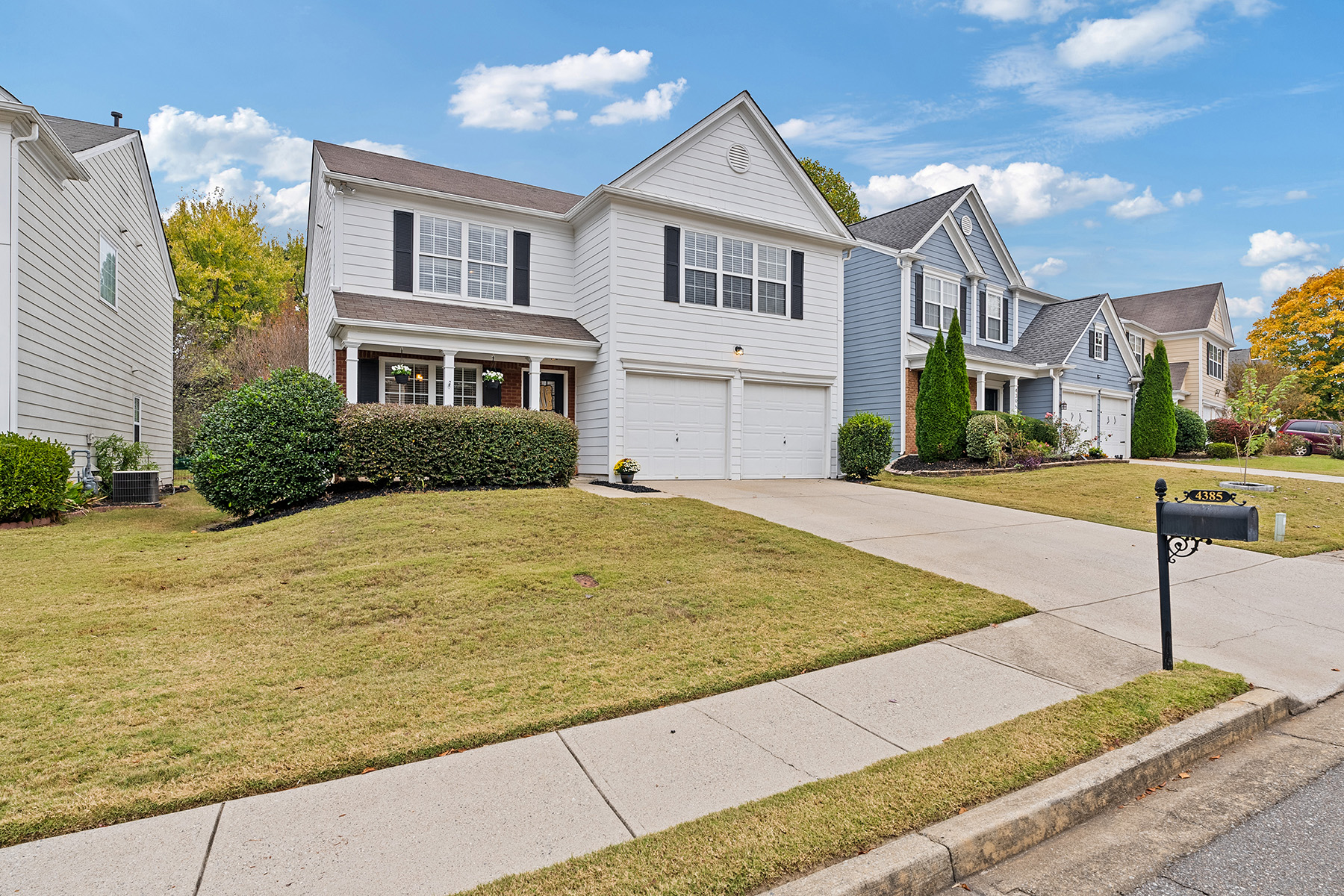 Beautiful Two-Story Home Offering the Perfect Blend of Comfort and Convenience