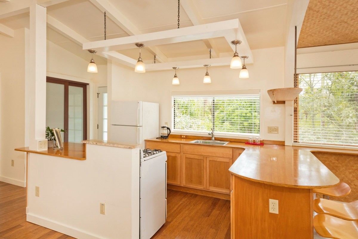 Hawaii Real Estate | View 12-7004 Nahokulele St | room 1 | View 2