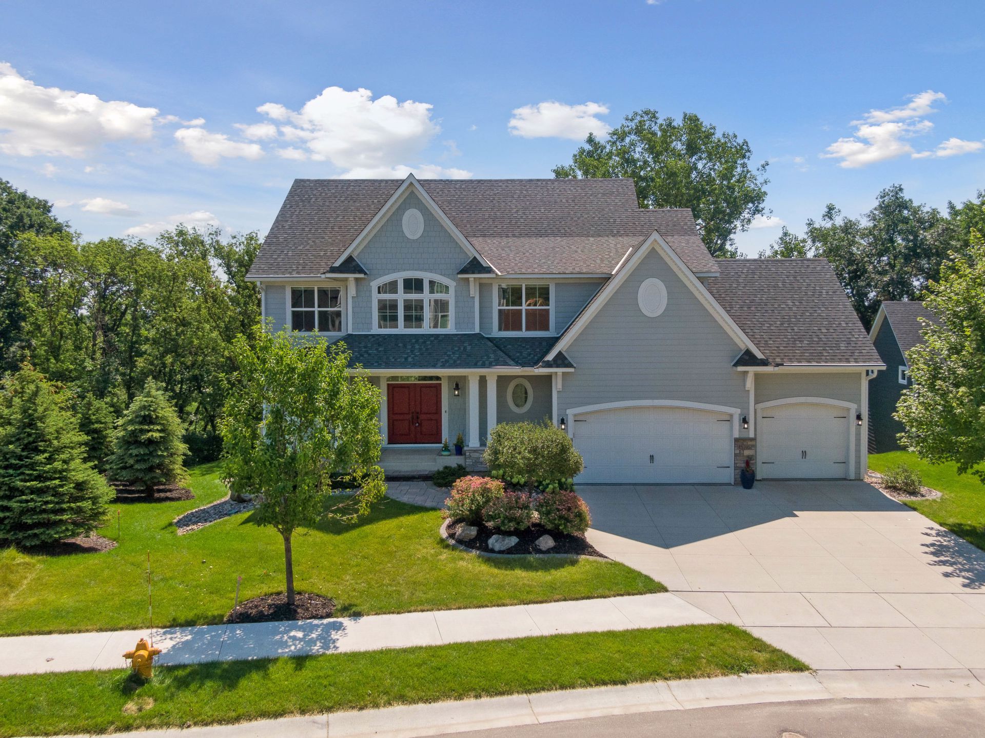 15705 43rd Place North, Plymouth, MN 55446