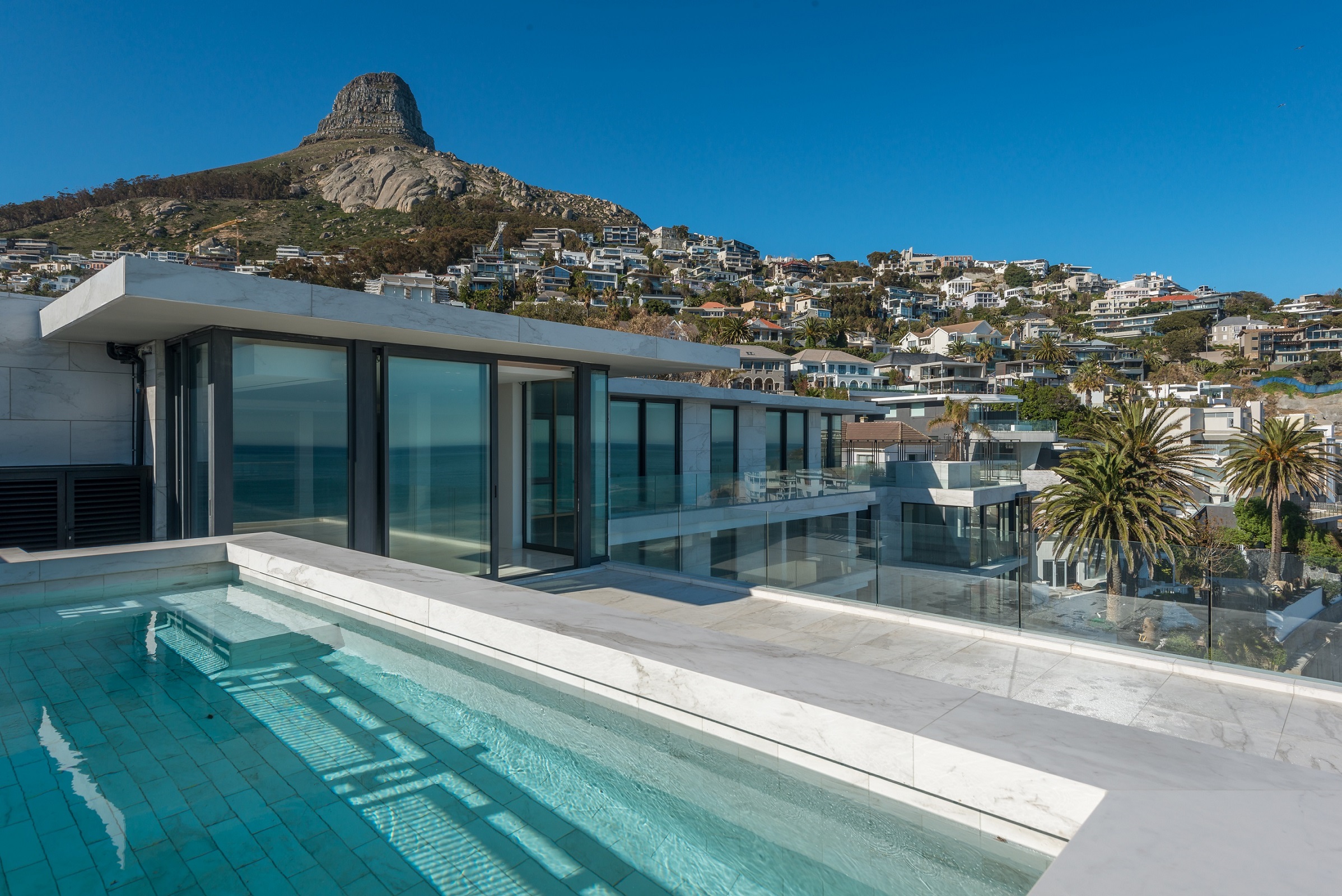 601 Aurum Luxury Residences, Bantry Bay