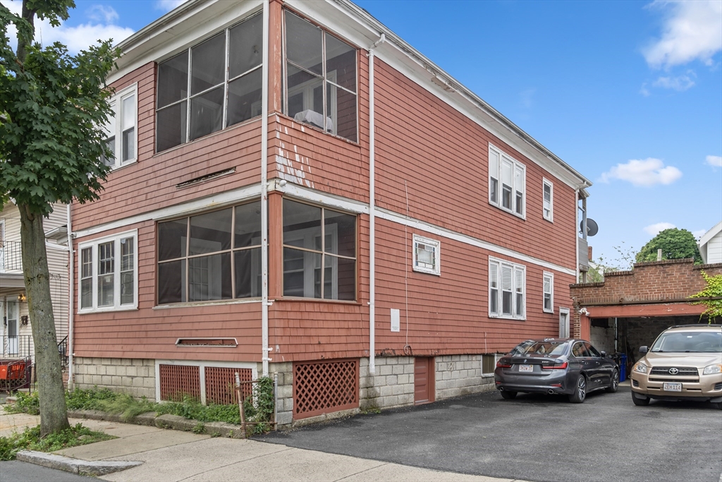 3032 Wolcott St, Malden, MA 02148