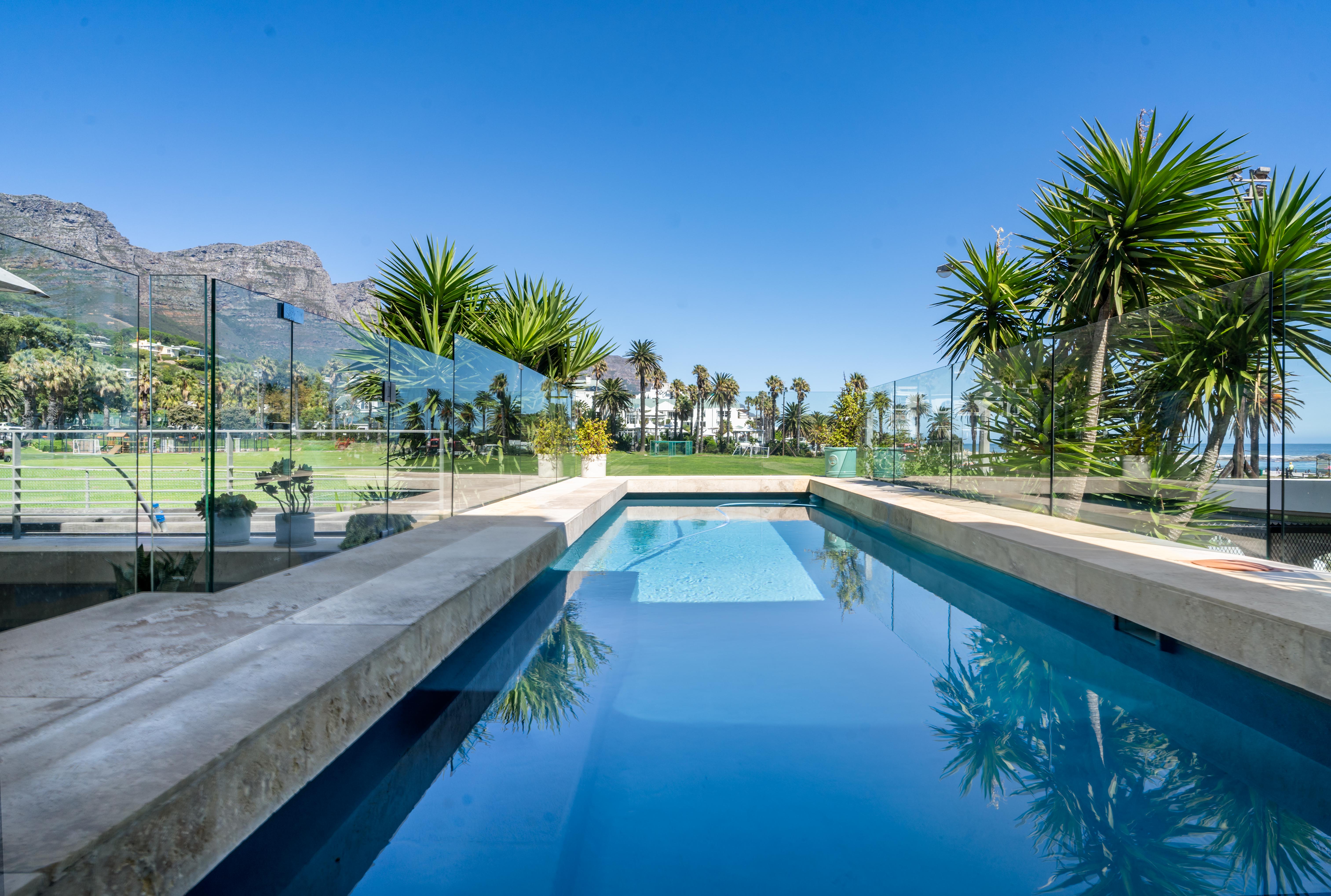 Camps Bay Beach