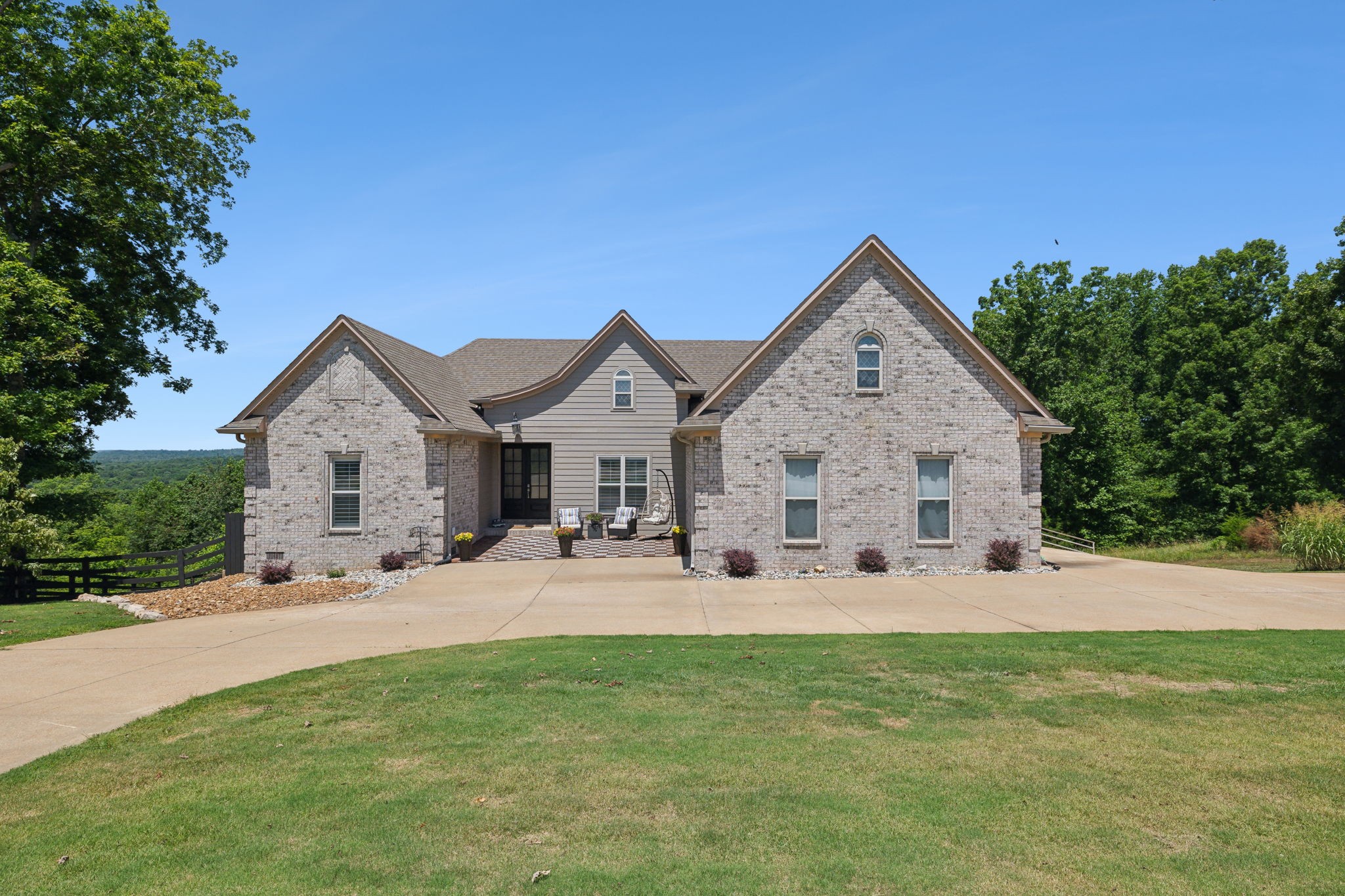 300 Rivers Edge Dr,Bath Springs, TN, 38311