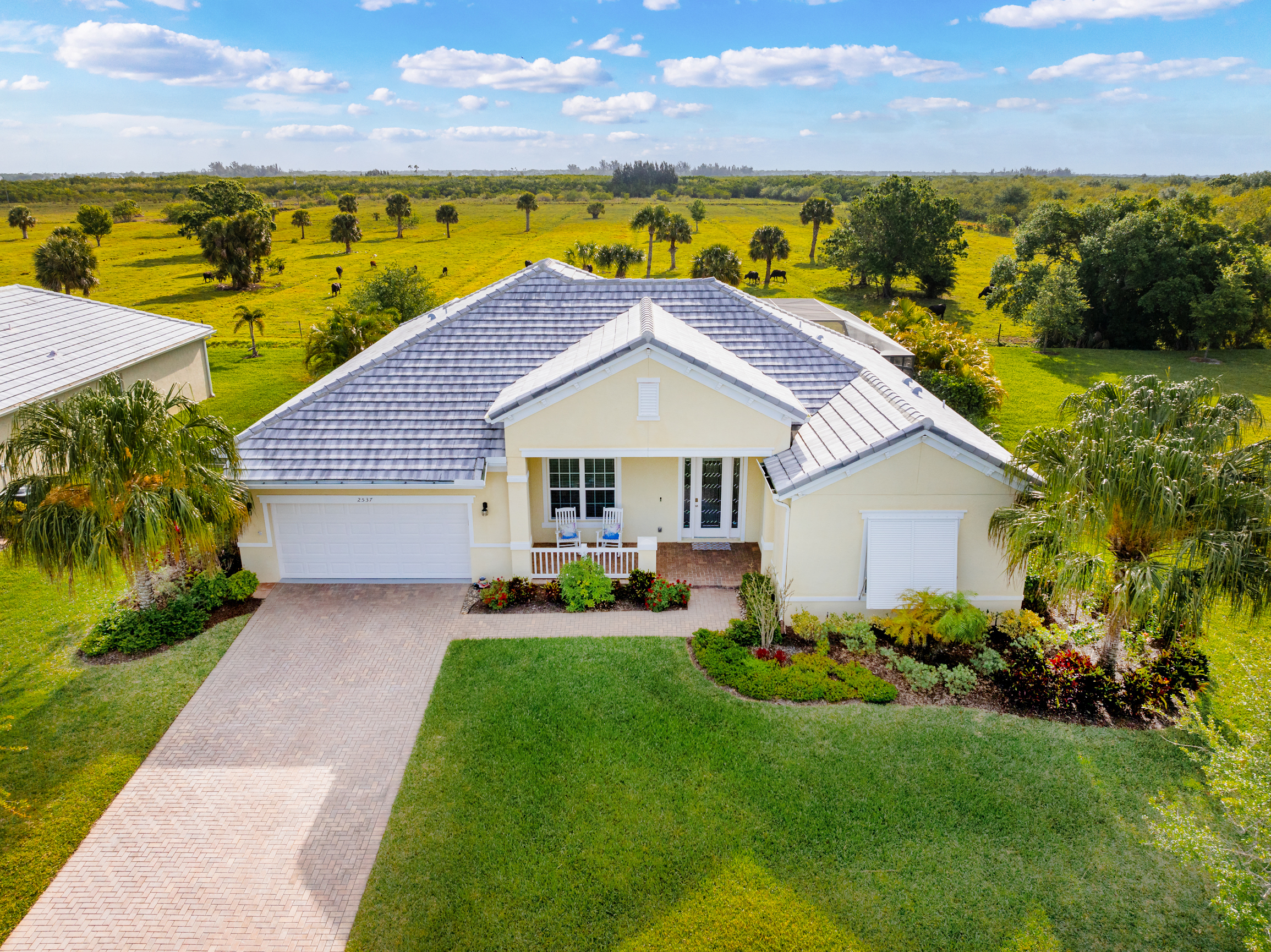 2537 Saint Lucia Circle, Vero Beach, FL