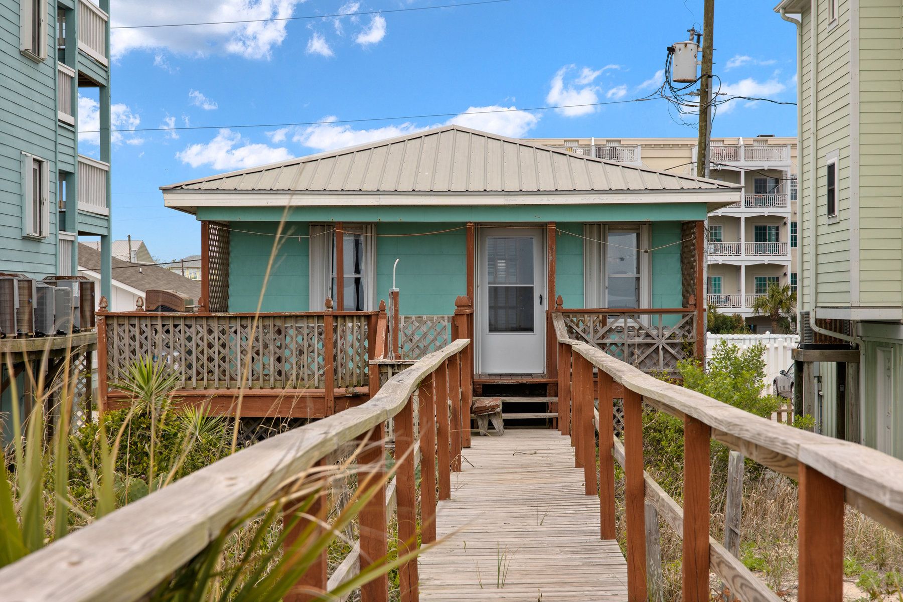 111 Carolina Beach Avenue S, Carolina Beach, NC 28428