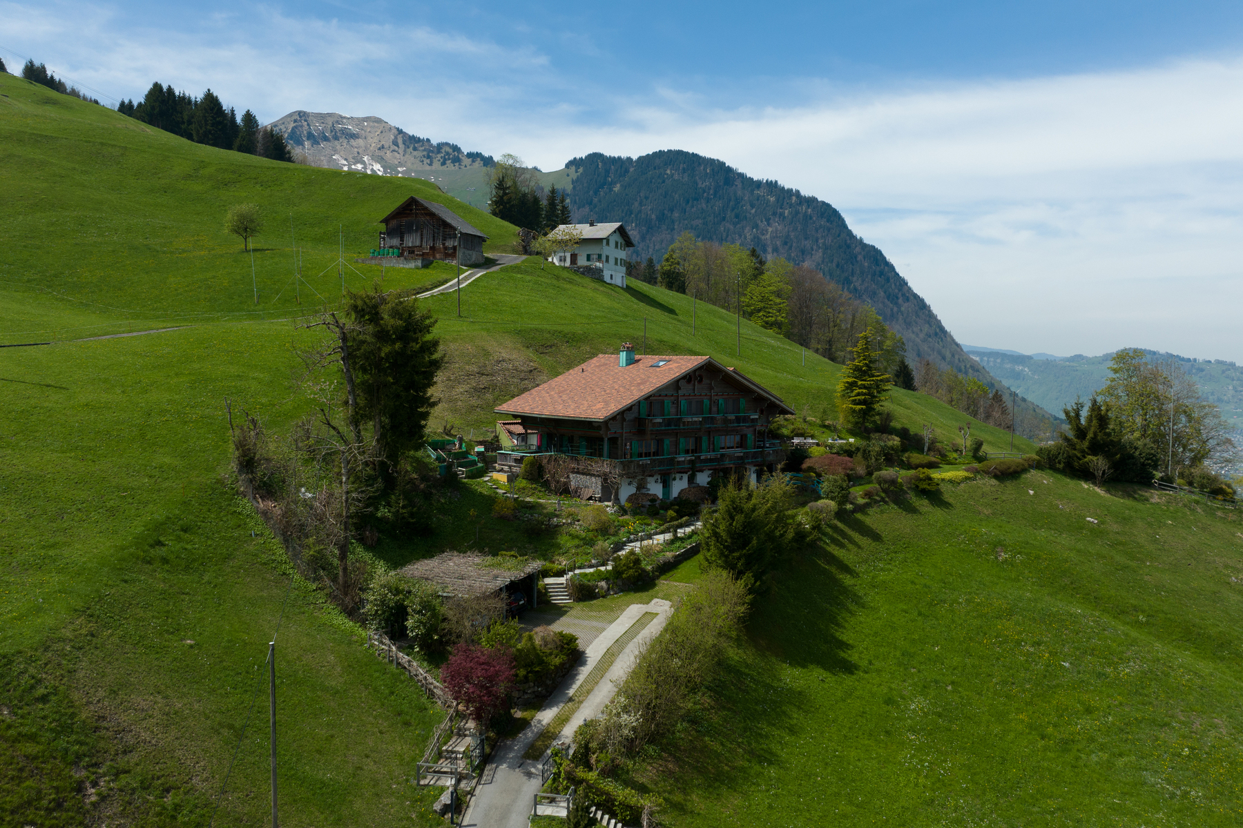 Unique chalet style villa with panoramic lake and mountain views