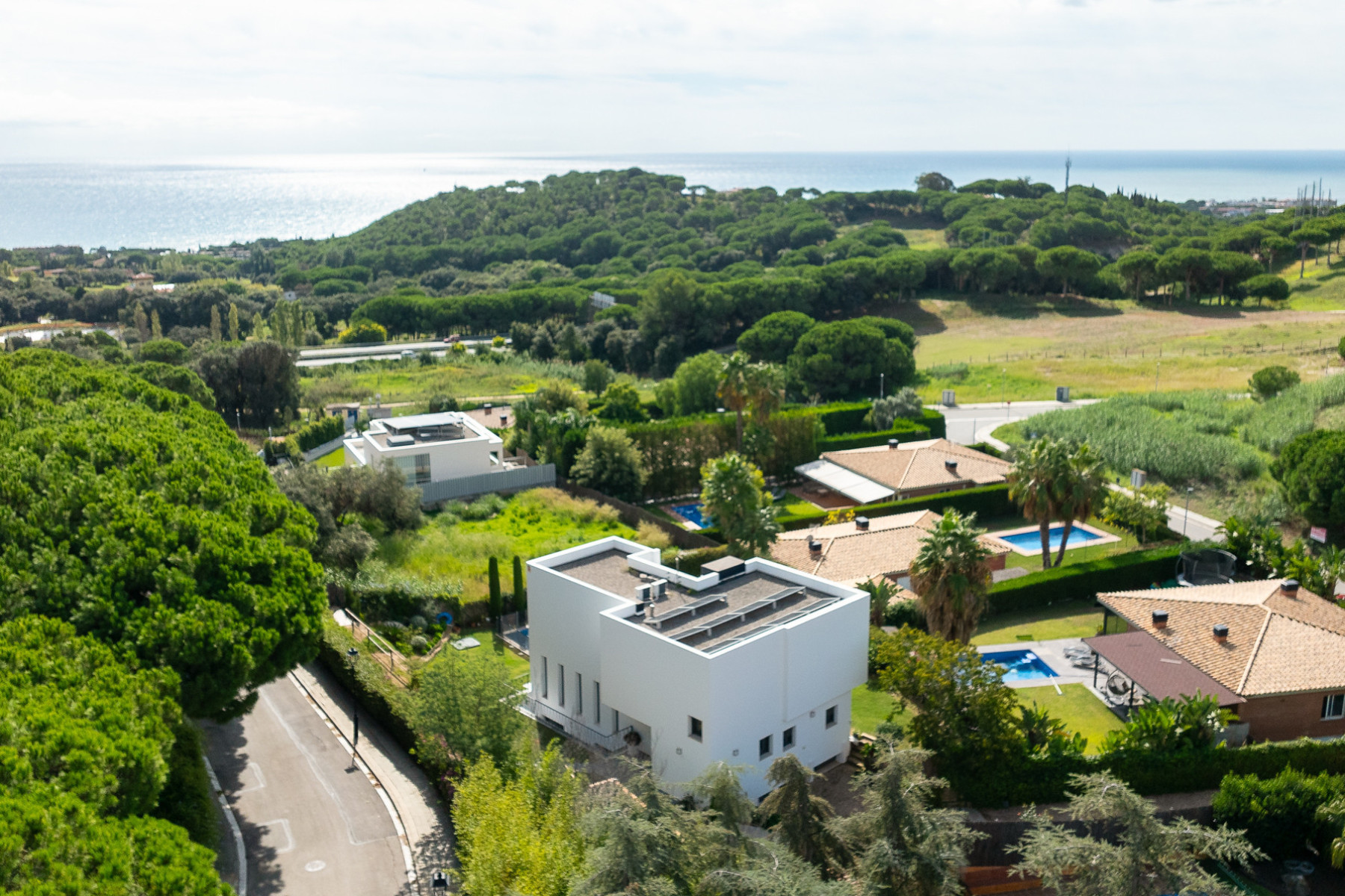 Cubic style house with swimming pool in Sant Vicenç de Montalt - Costa BCN