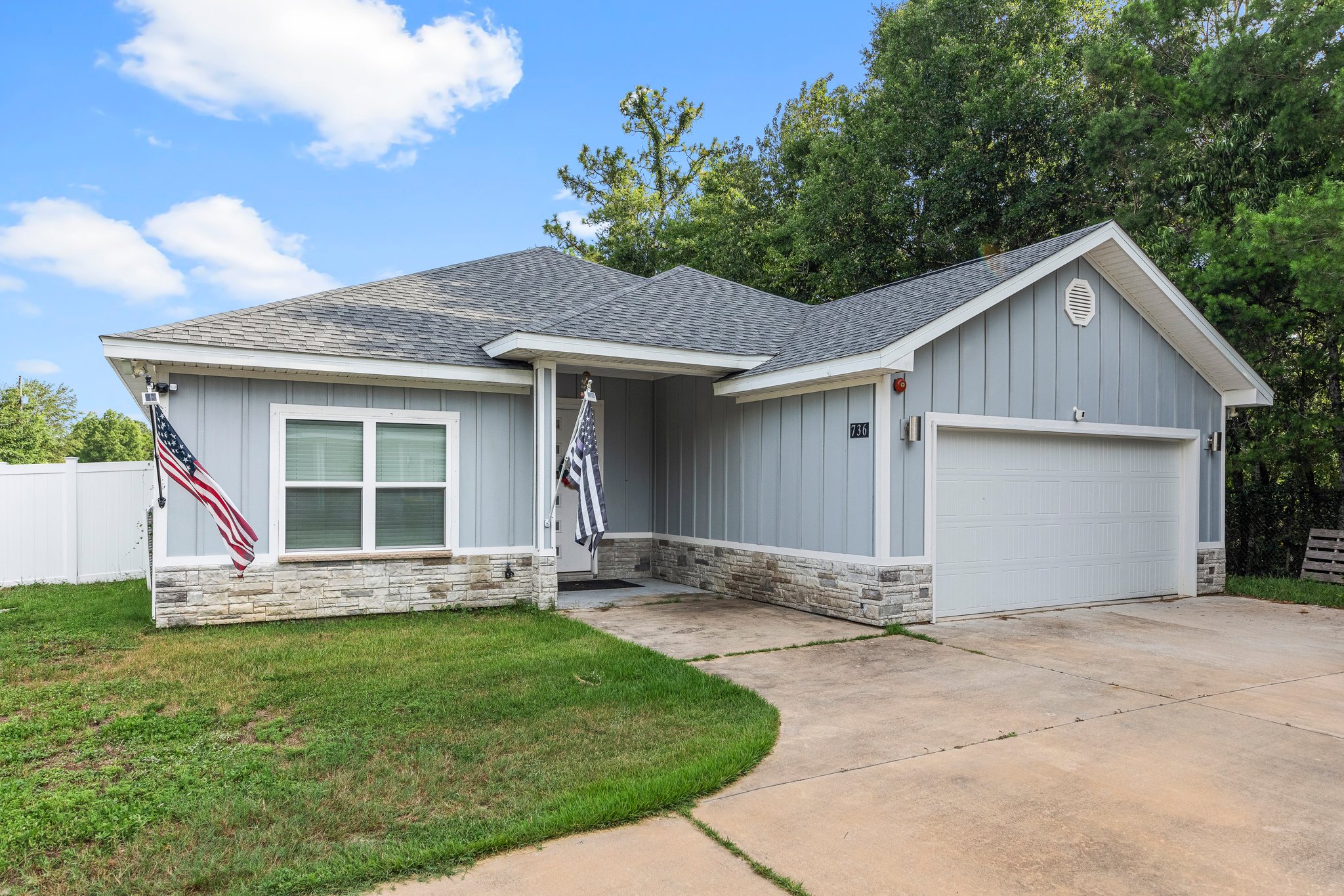 Like-New Home With Covered Porches In Convenient Location