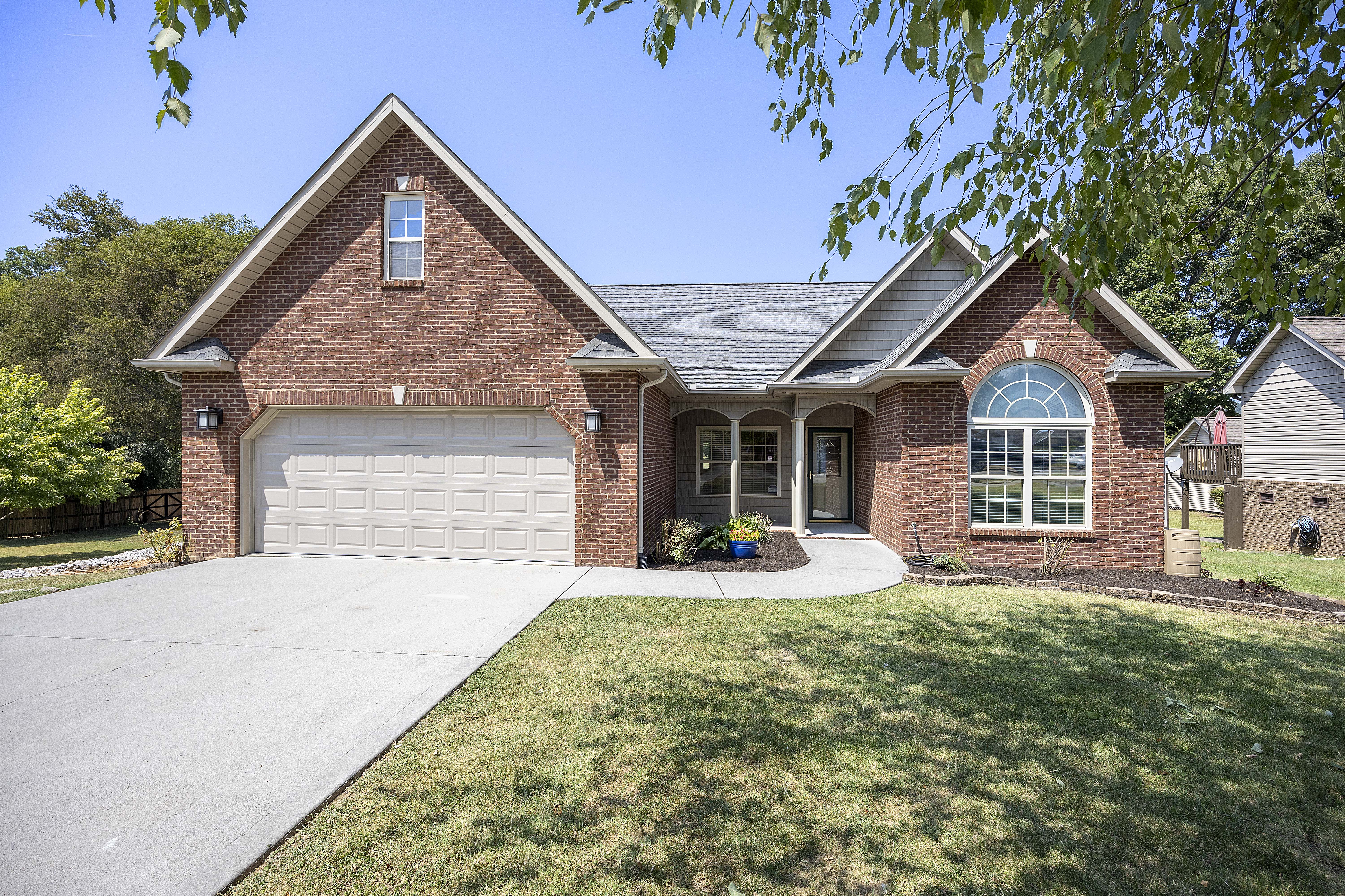 5675 Autumn Creek Drive, Knoxville, TN 37924