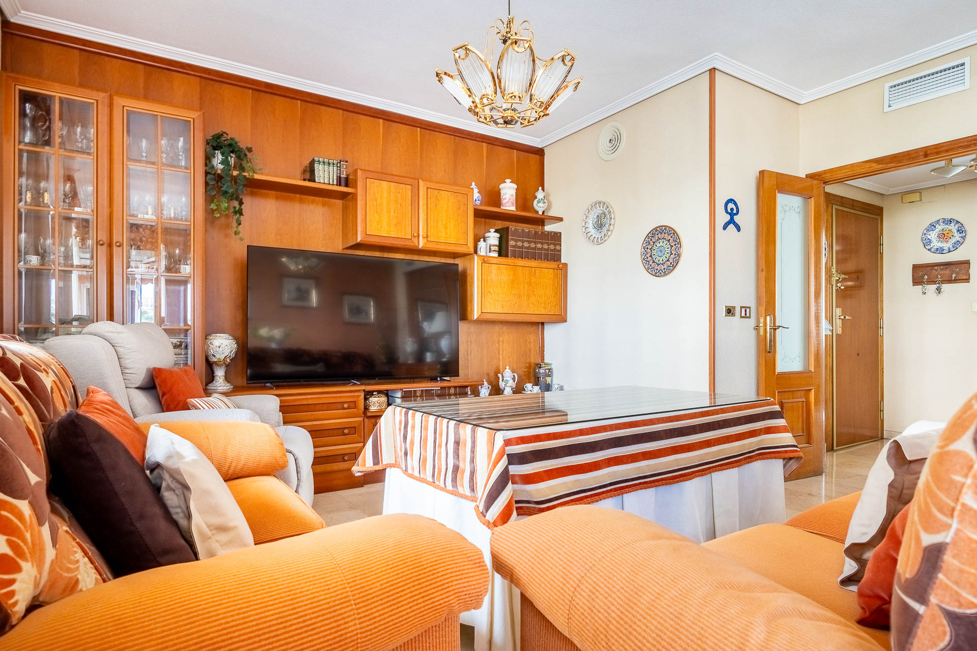 Bright Apartment on Avenida de la Buhaira