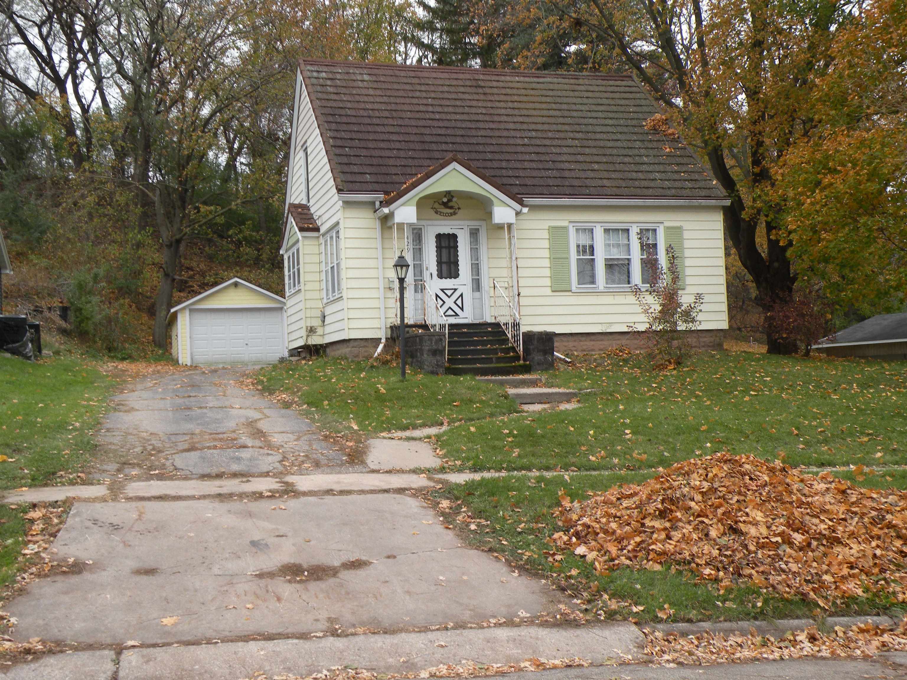 State St, Ripon, WI 54971