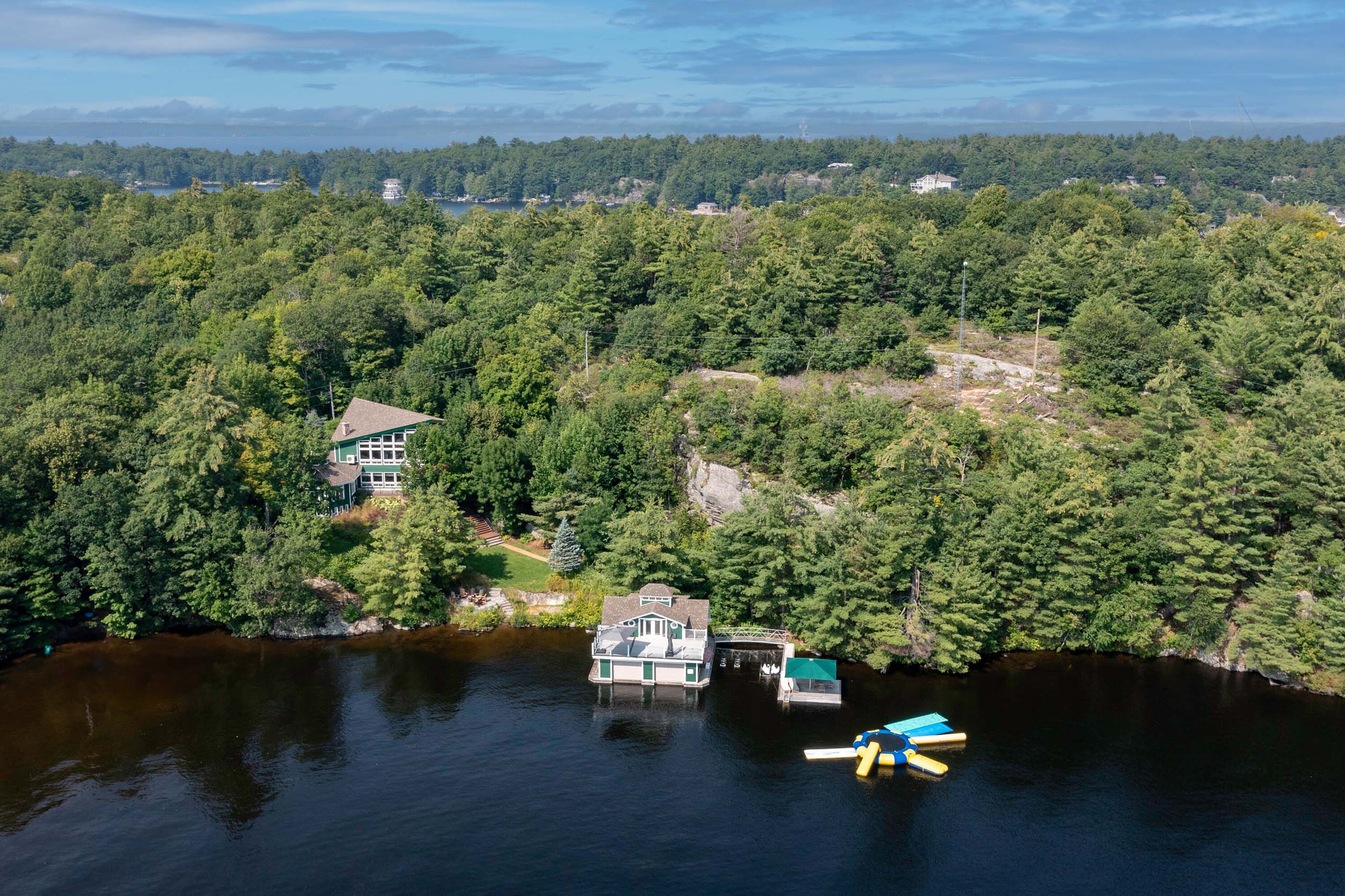 Lake Muskoka Oasis