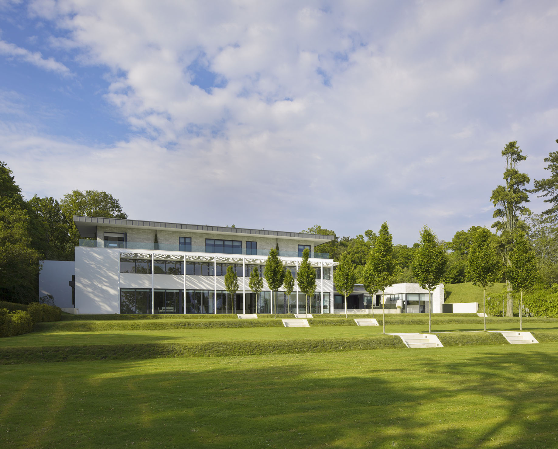 Truly outstanding 8 bedroom masterpiece situated in beautiful Burnham Beeches