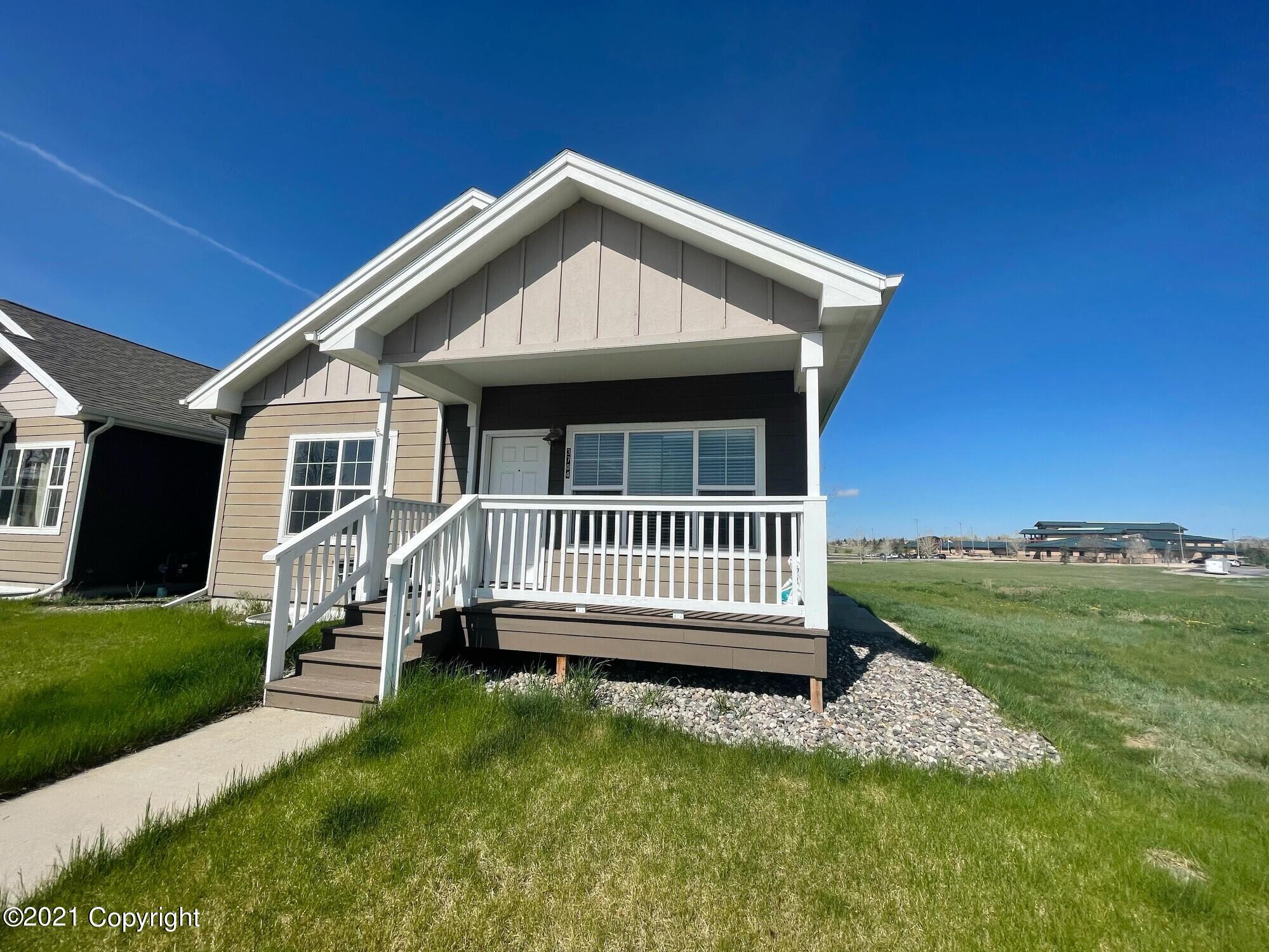 College Park Ct, Gillette, WY 82718