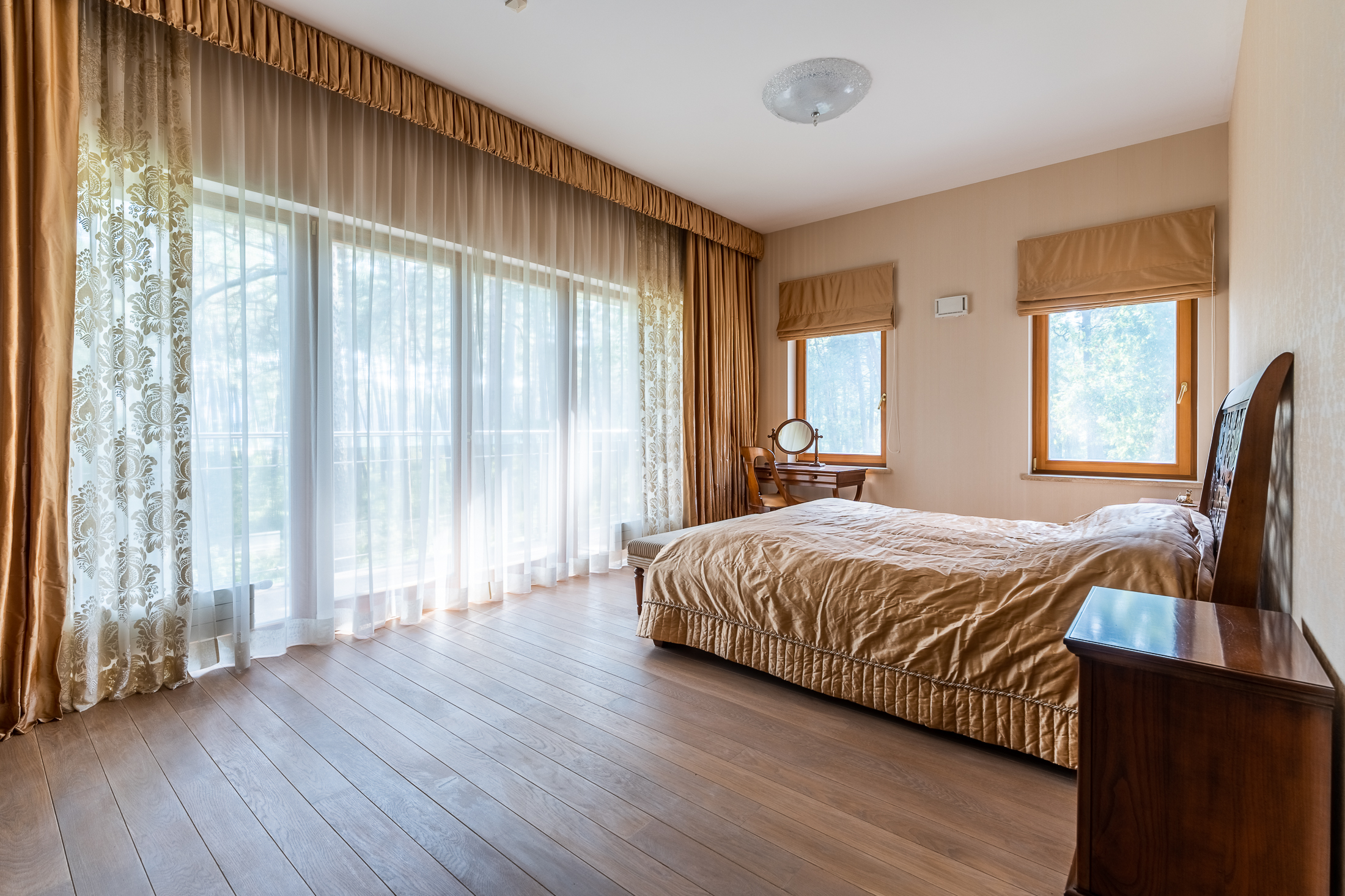 Apartment in Jurmala with a view of the pine park