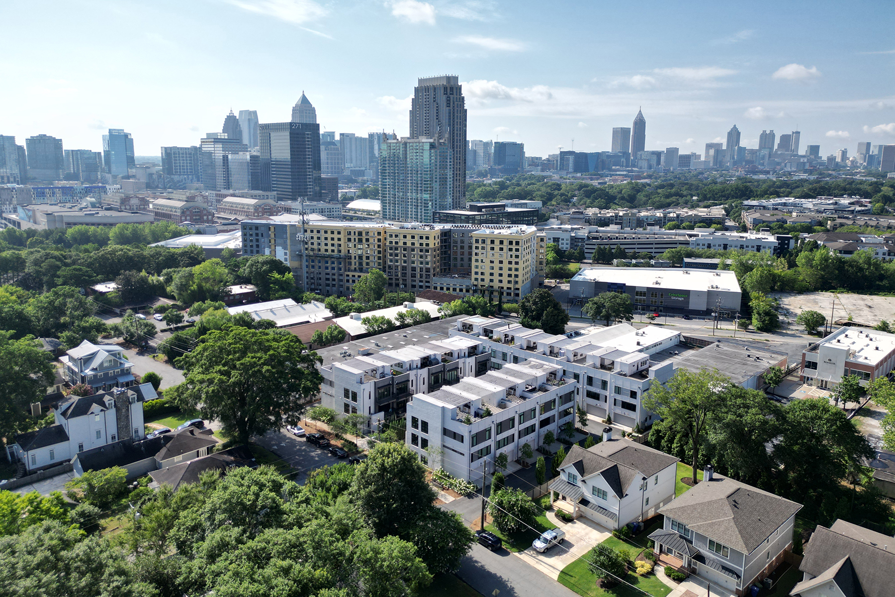 Stunning Modern Newer Construction Home Near Midtown Atlanta