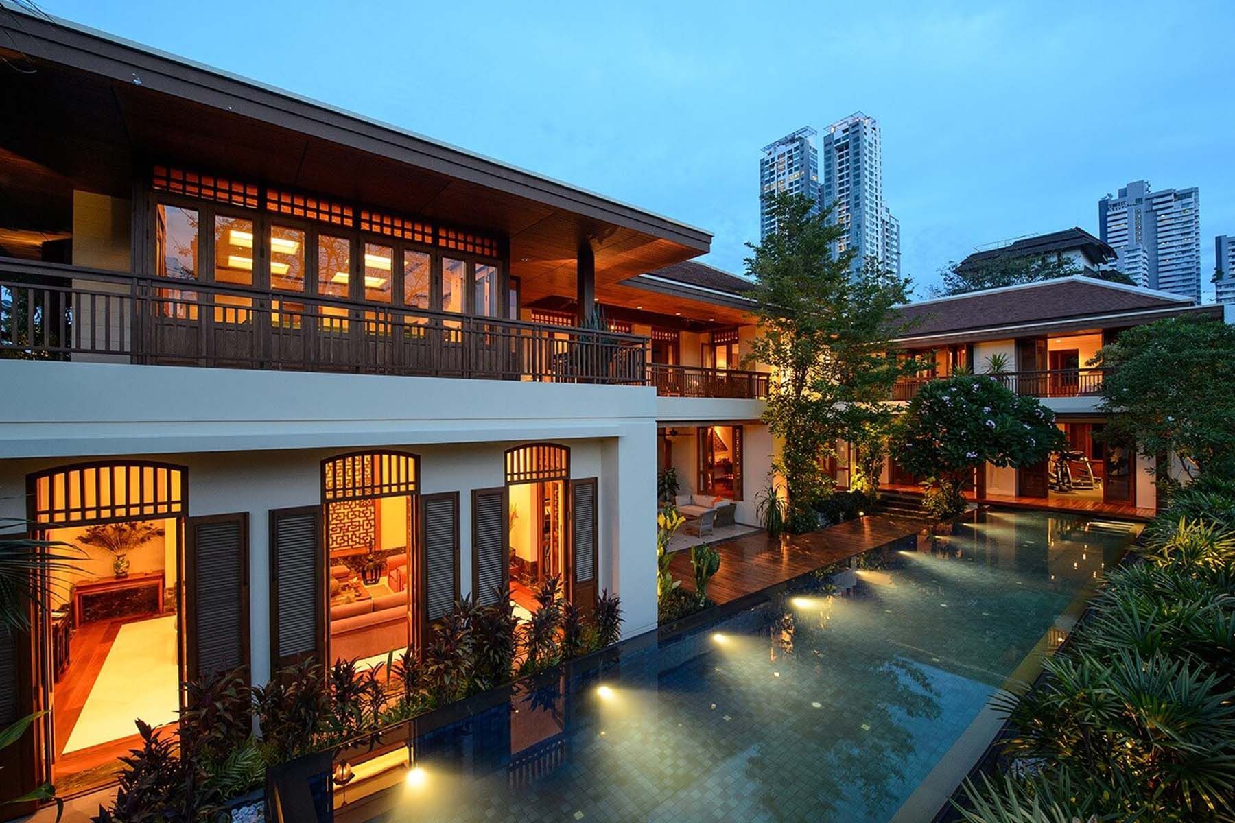Modern Villa Estate in the Heart of Bangkok